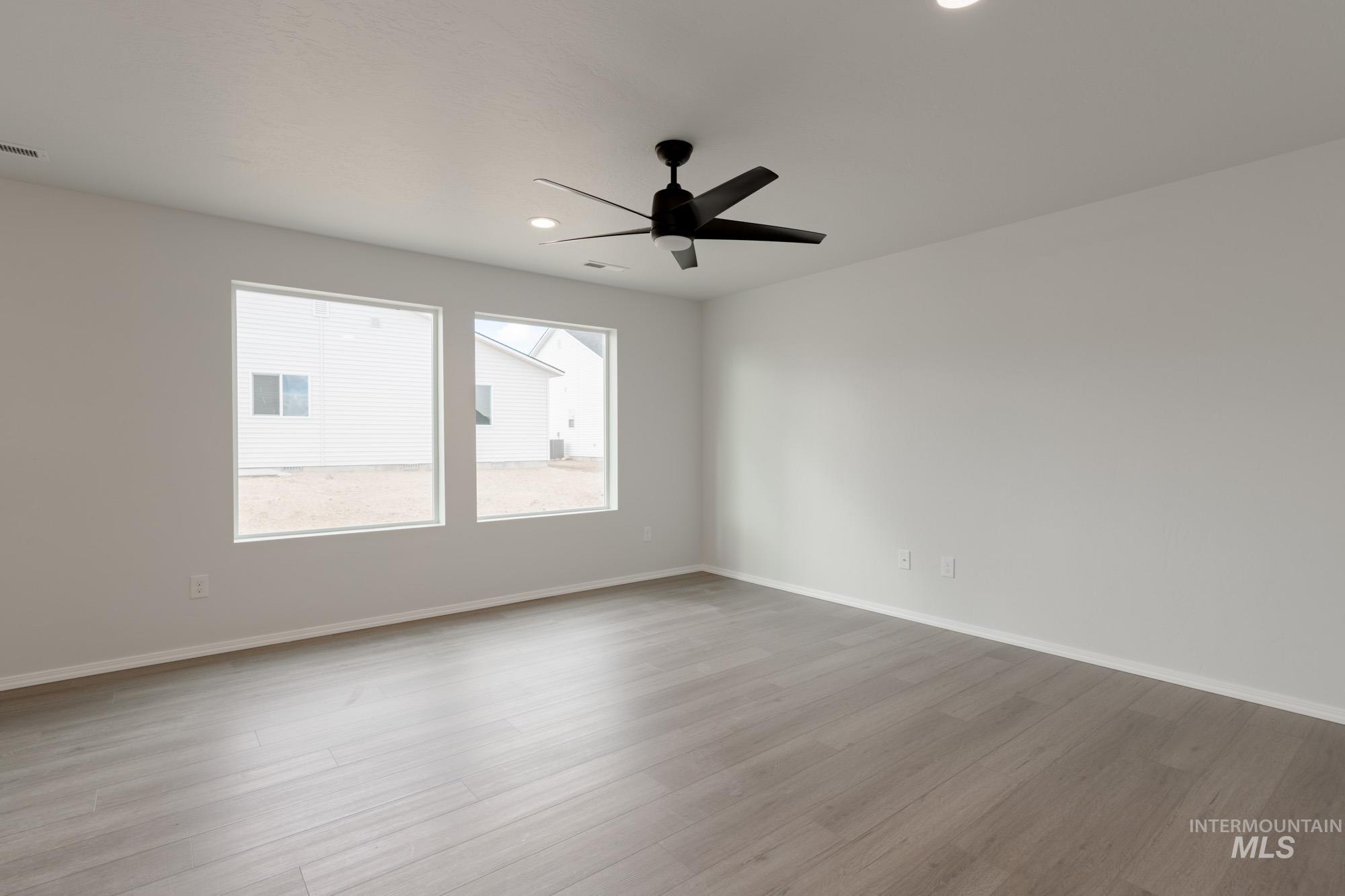 219 W 17th Ave, Jerome, Idaho 83338, 4 Bedrooms, 2.5 Bathrooms, Residential For Sale, Price $414,990,MLS 98989855