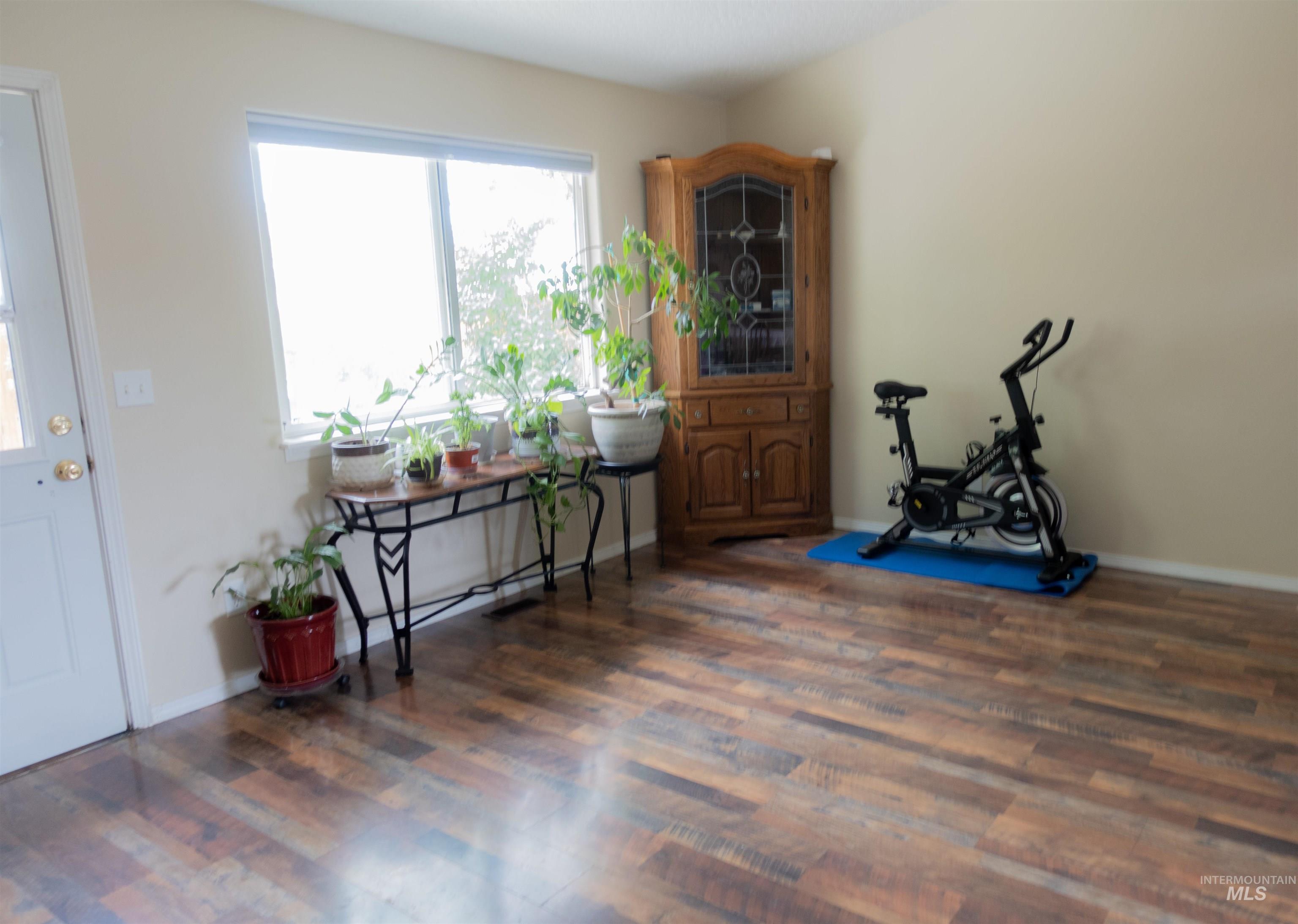 609 Stony Meadow Dr, Nampa, Idaho 83686, 3 Bedrooms, 2 Bathrooms, Residential For Sale, Price $335,000,MLS 98989856