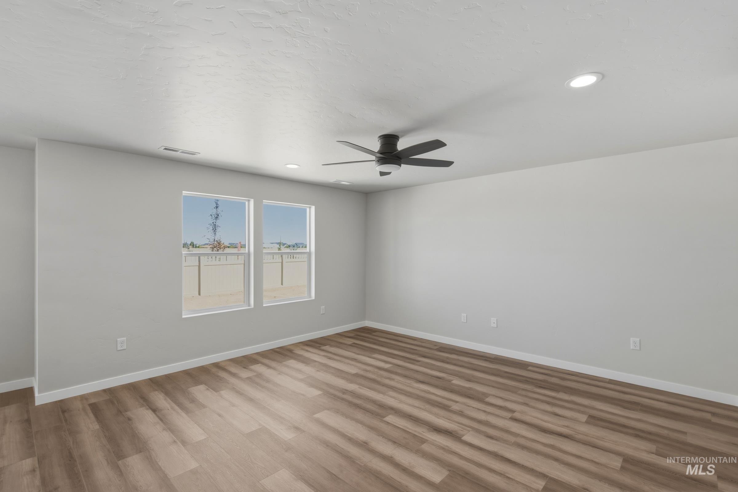 7300 W Trumbull Ct, Eagle, Idaho 83616, 4 Bedrooms, 2.5 Bathrooms, Residential For Sale, Price $549,990,MLS 98989857