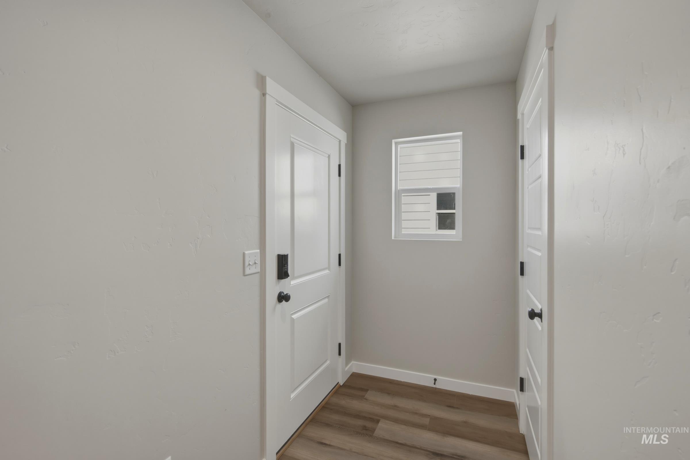 7300 W Trumbull Ct, Eagle, Idaho 83616, 4 Bedrooms, 2.5 Bathrooms, Residential For Sale, Price $549,990,MLS 98989857