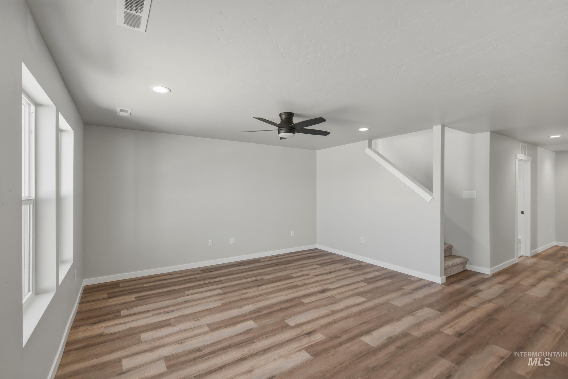 7300 W Trumbull Ct, Eagle, Idaho 83616, 4 Bedrooms, 2.5 Bathrooms, Residential For Sale, Price $549,990,MLS 98989857