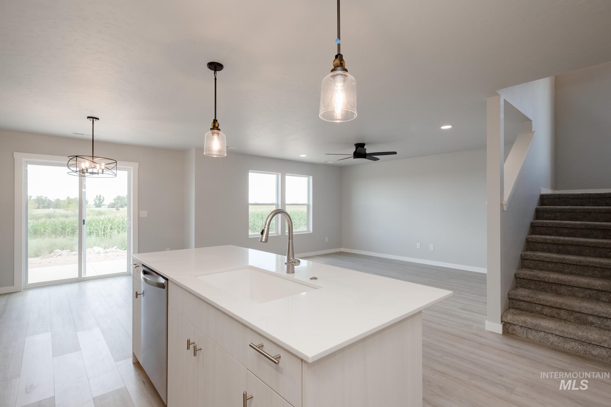 7300 W Trumbull Ct, Eagle, Idaho 83616, 4 Bedrooms, 2.5 Bathrooms, Residential For Sale, Price $549,990,MLS 98989857