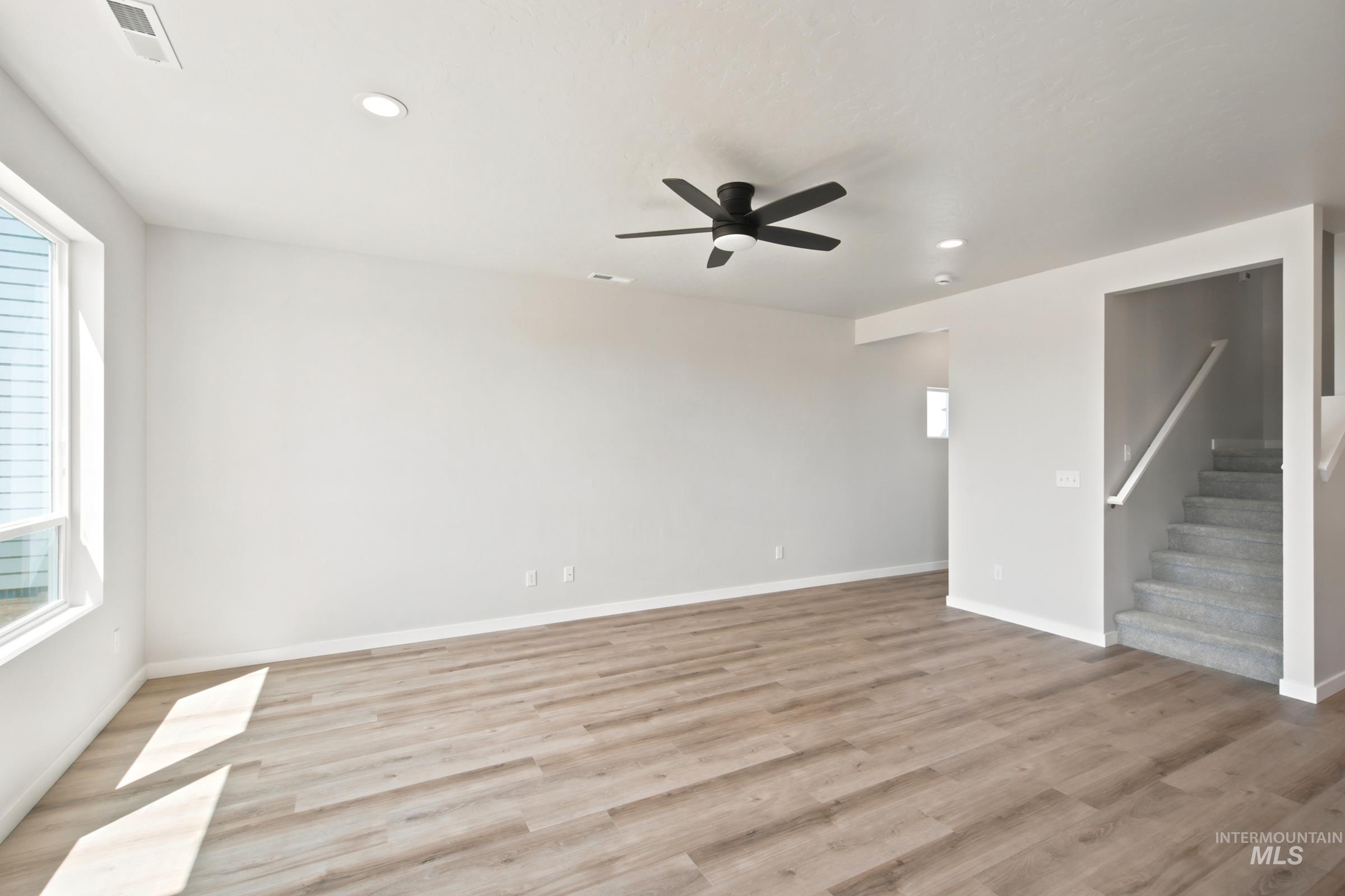 7459 W Trumbull Ct, Eagle, Idaho 83616, 3 Bedrooms, 2.5 Bathrooms, Residential For Sale, Price $519,990,MLS 98989859