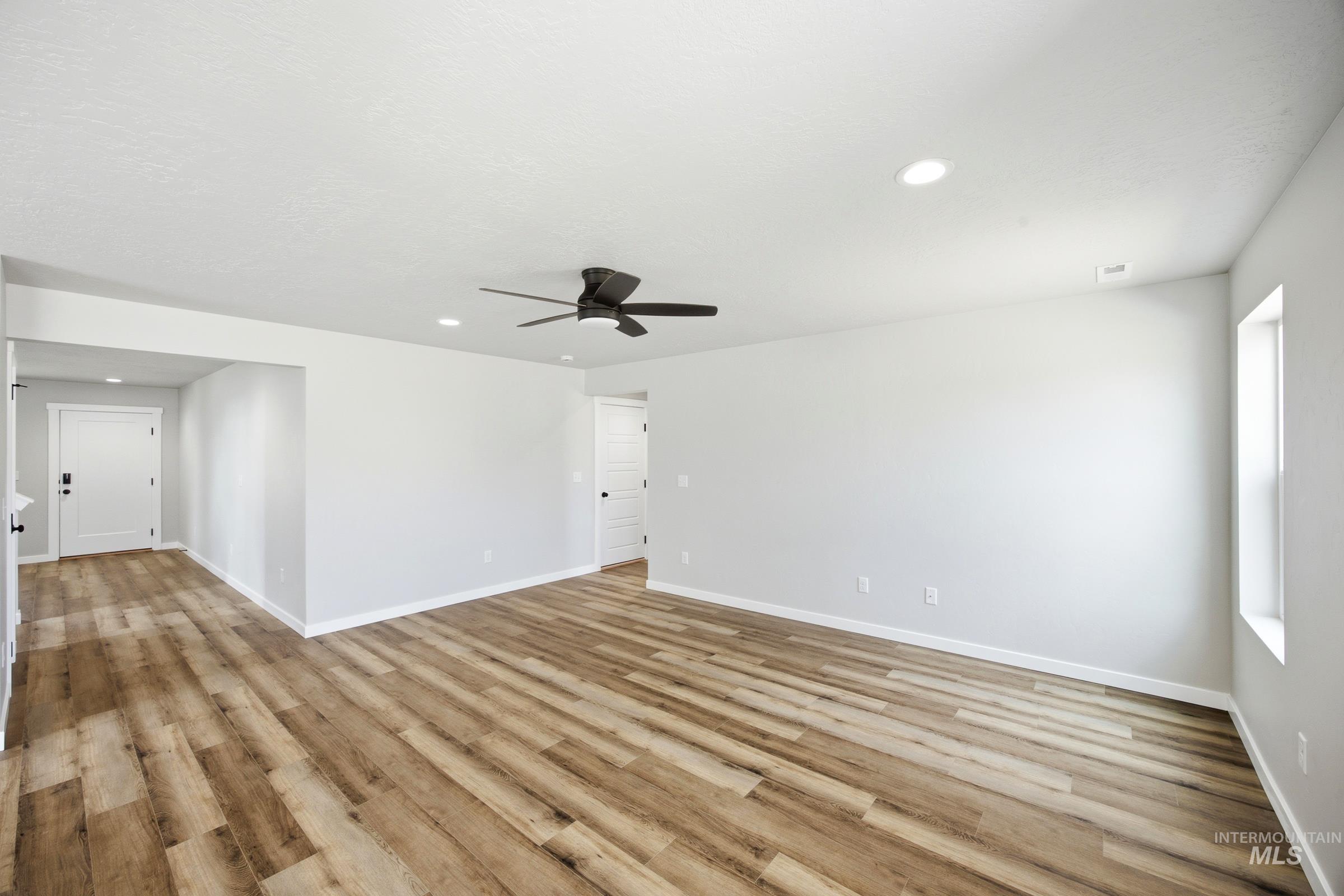 8358 E Cool River Lp, Nampa, Idaho 83687, 5 Bedrooms, 3 Bathrooms, Residential For Sale, Price $524,990,MLS 98989863
