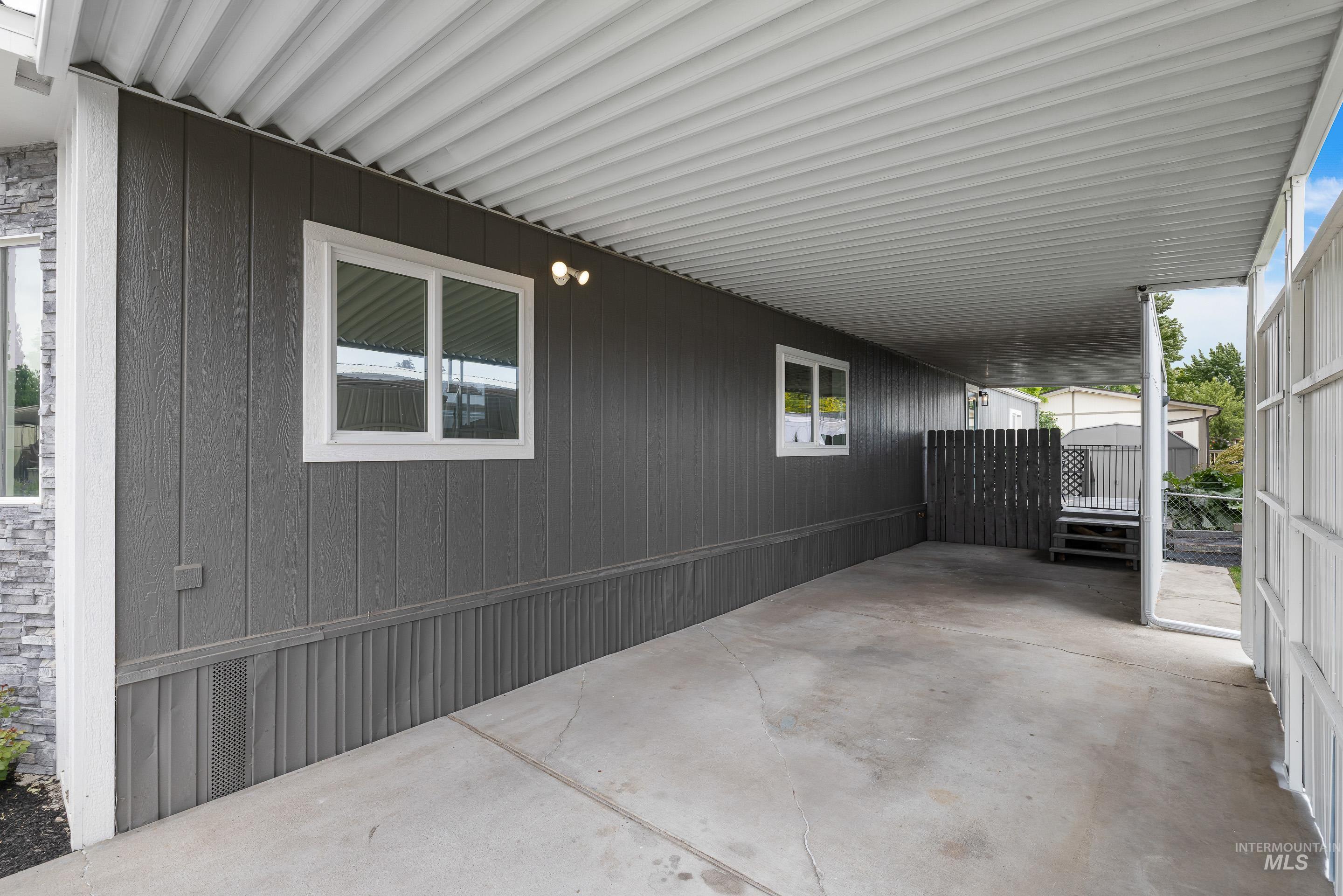 7062 Royal Glen Ln, Boise, Idaho 83714, 2 Bedrooms, 1 Bathroom, Residential For Sale, Price $118,900, 98989864