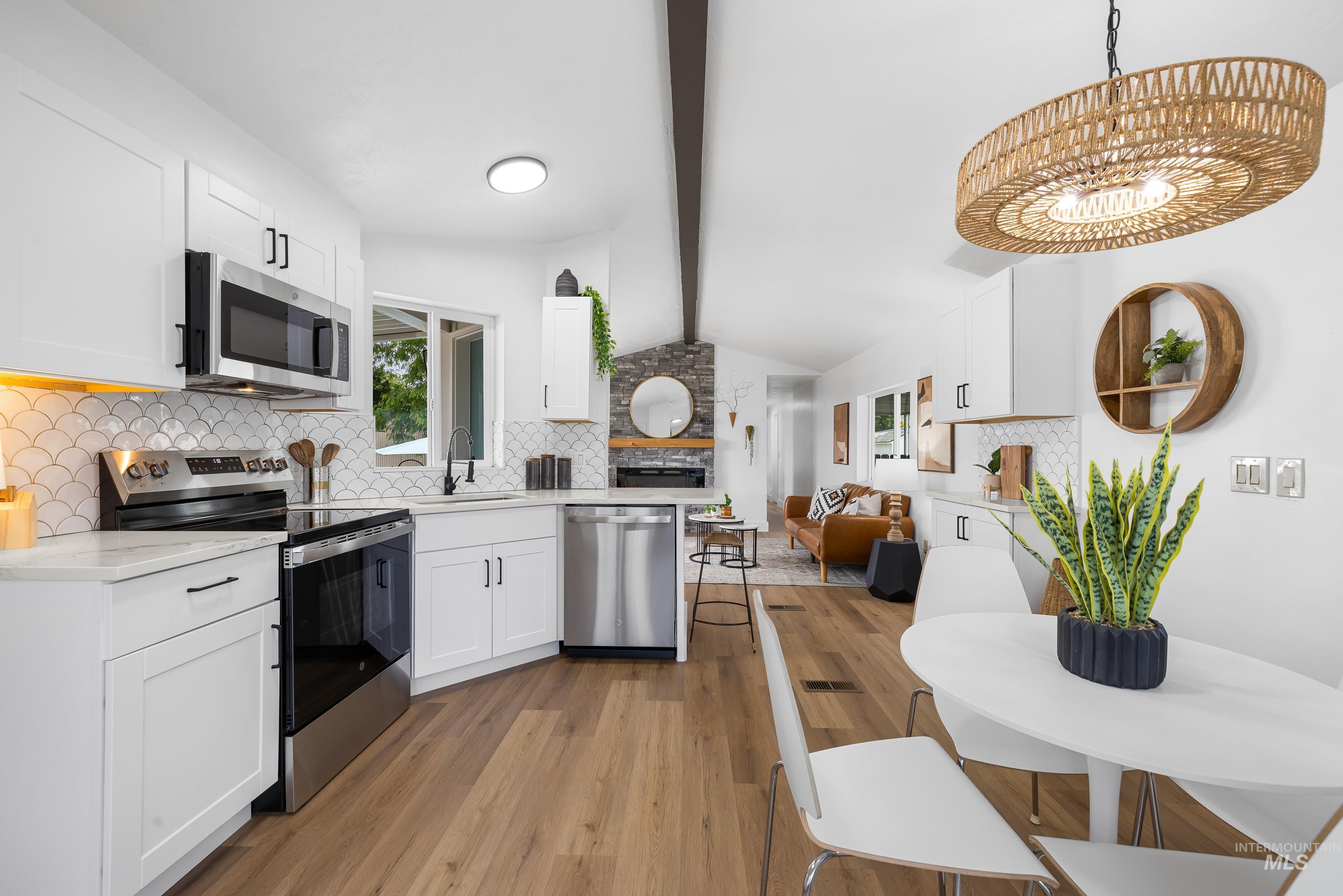 7062 Royal Glen Ln, Boise, Idaho 83714, 2 Bedrooms, 1 Bathroom, Residential For Sale, Price $118,900, 98989864