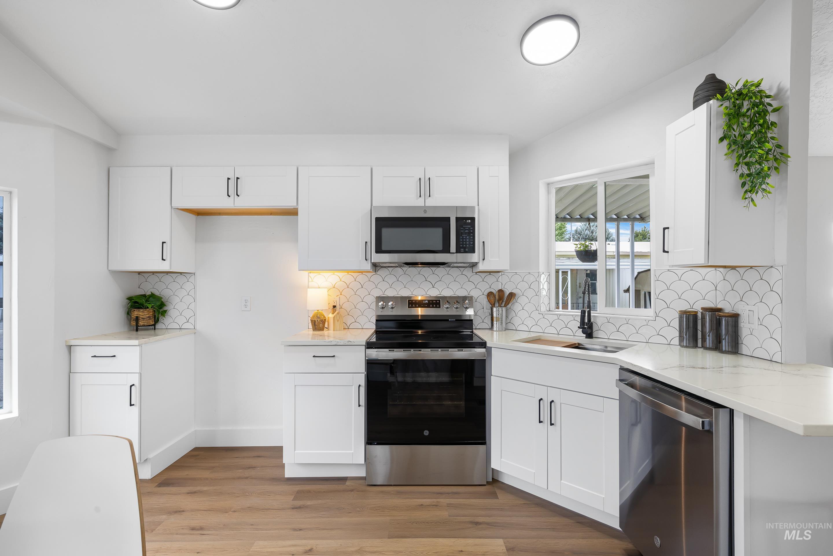 7062 Royal Glen Ln, Boise, Idaho 83714, 2 Bedrooms, 1 Bathroom, Residential For Sale, Price $118,900, 98989864