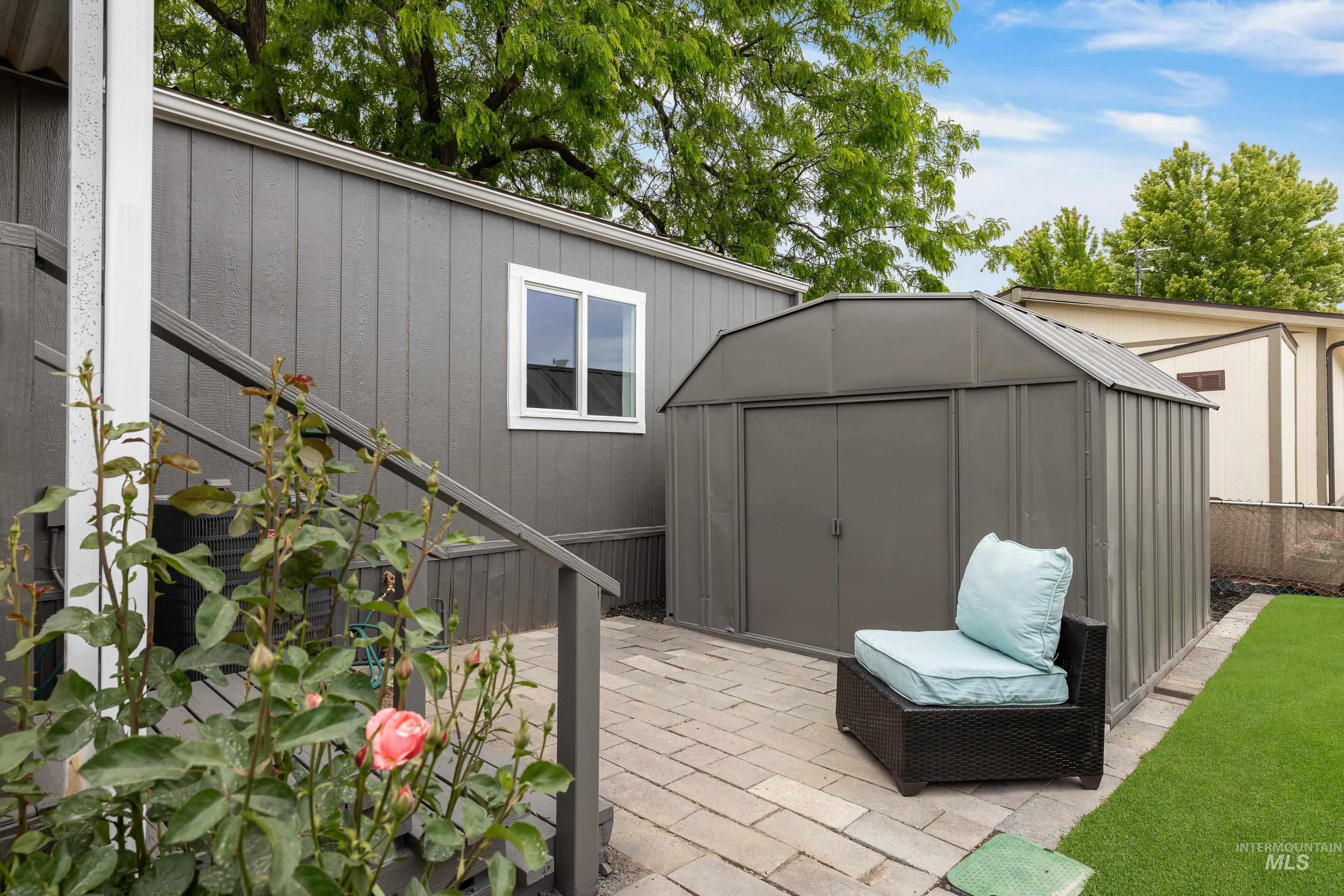 7062 Royal Glen Ln, Boise, Idaho 83714, 2 Bedrooms, 1 Bathroom, Residential For Sale, Price $118,900, 98989864