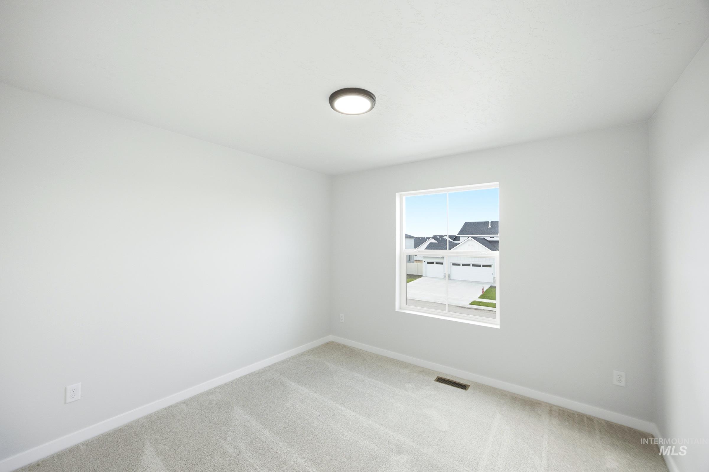 8370 E Cool River Lp, Nampa, Idaho 83687, 5 Bedrooms, 3 Bathrooms, Residential For Sale, Price $539,990,MLS 98989865