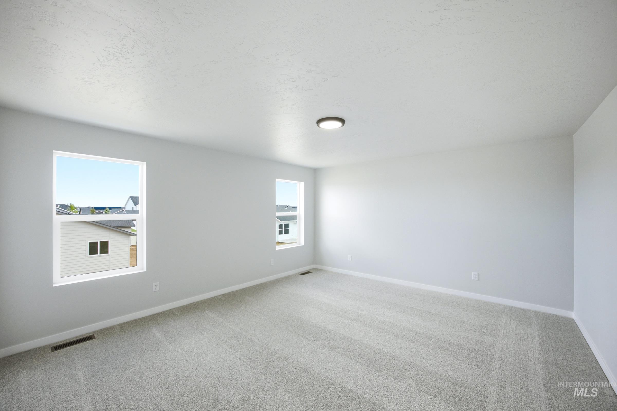 8370 E Cool River Lp, Nampa, Idaho 83687, 5 Bedrooms, 3 Bathrooms, Residential For Sale, Price $539,990,MLS 98989865