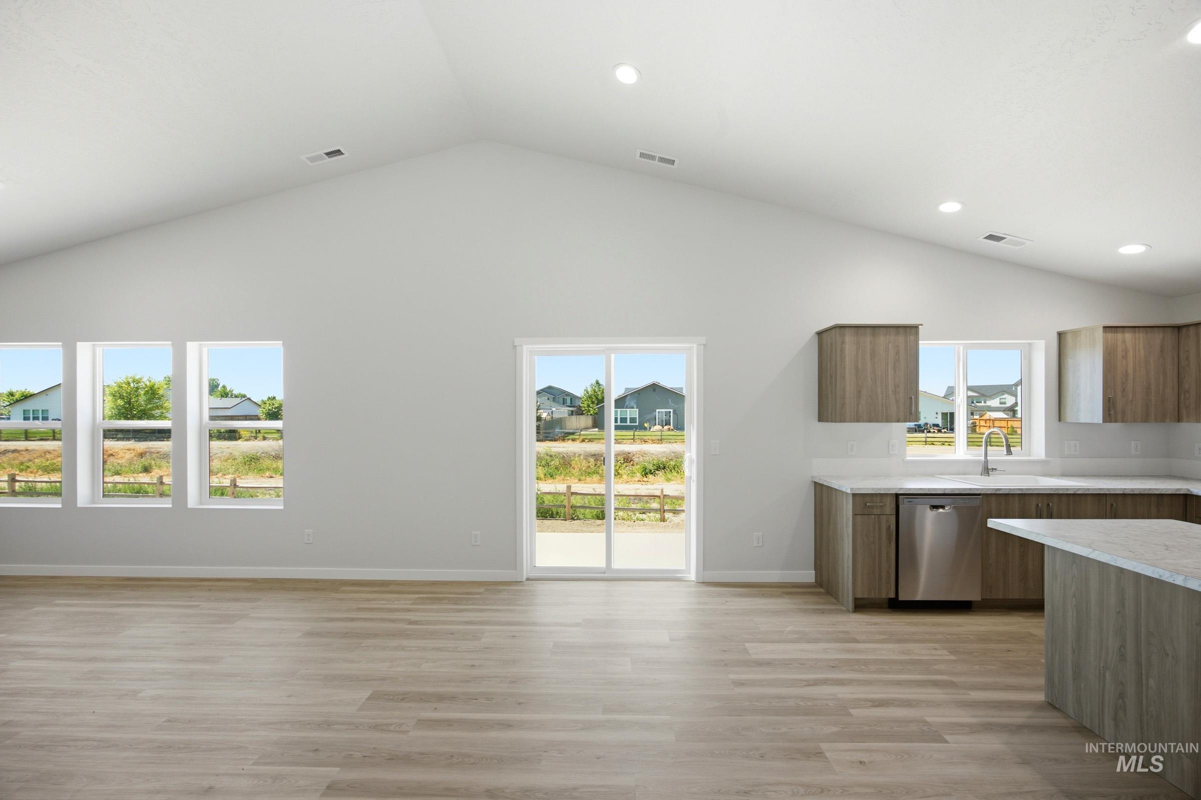 1435 Sunday River St, Middleton, Idaho 83644, 4 Bedrooms, 2 Bathrooms, Residential For Sale, Price $449,990, 98989867