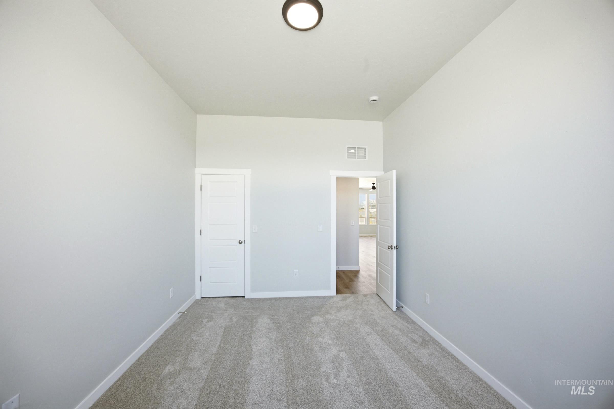 5305 E Phelps Lake Dr, Nampa, Idaho 83687, 4 Bedrooms, 2 Bathrooms, Residential For Sale, Price $573,990,MLS 98989869