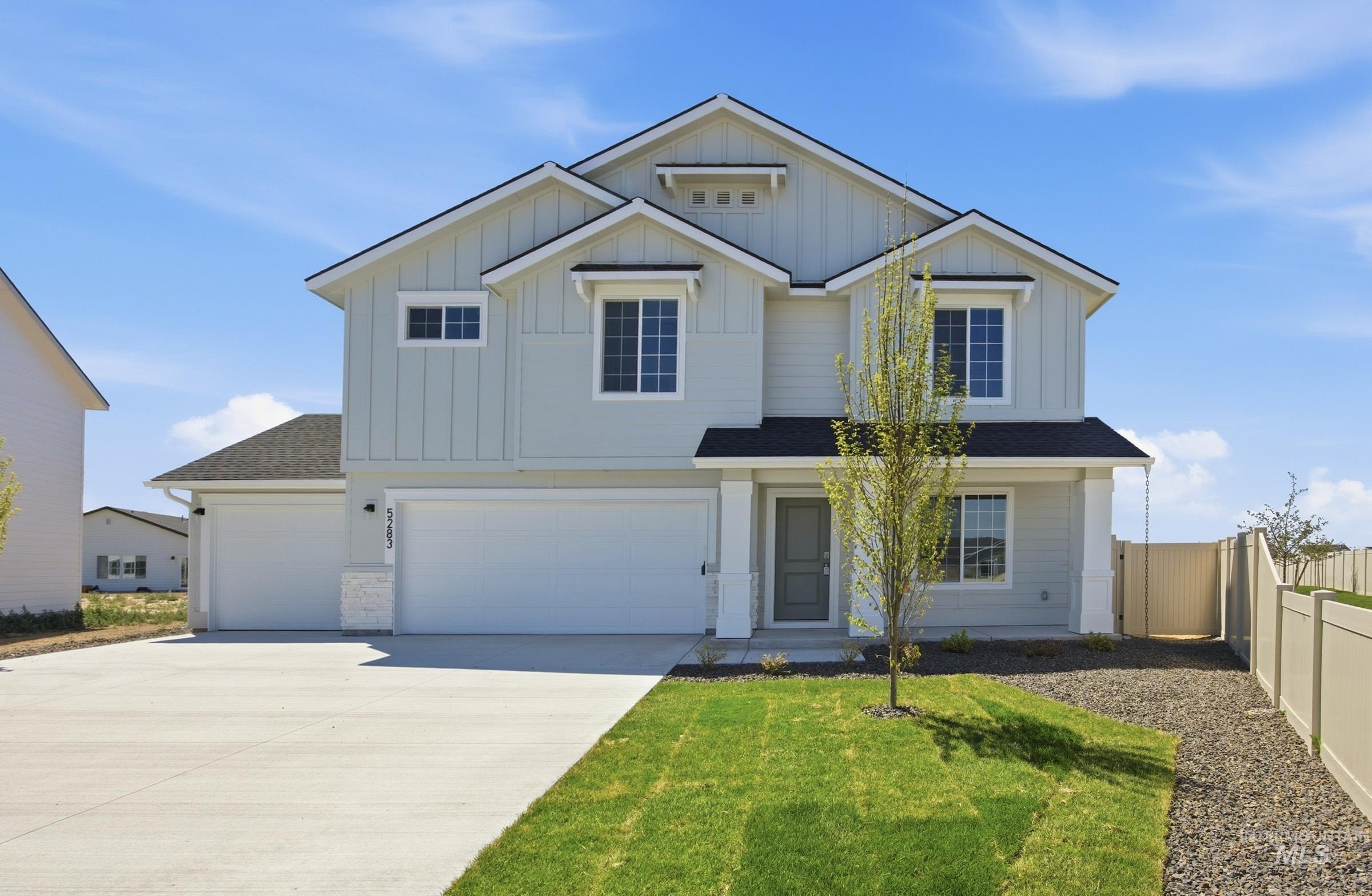 5283 E Phelps Lake Dr, Nampa, Idaho 83687, 5 Bedrooms, 3 Bathrooms, Residential For Sale, Price $569,990,MLS 98989870