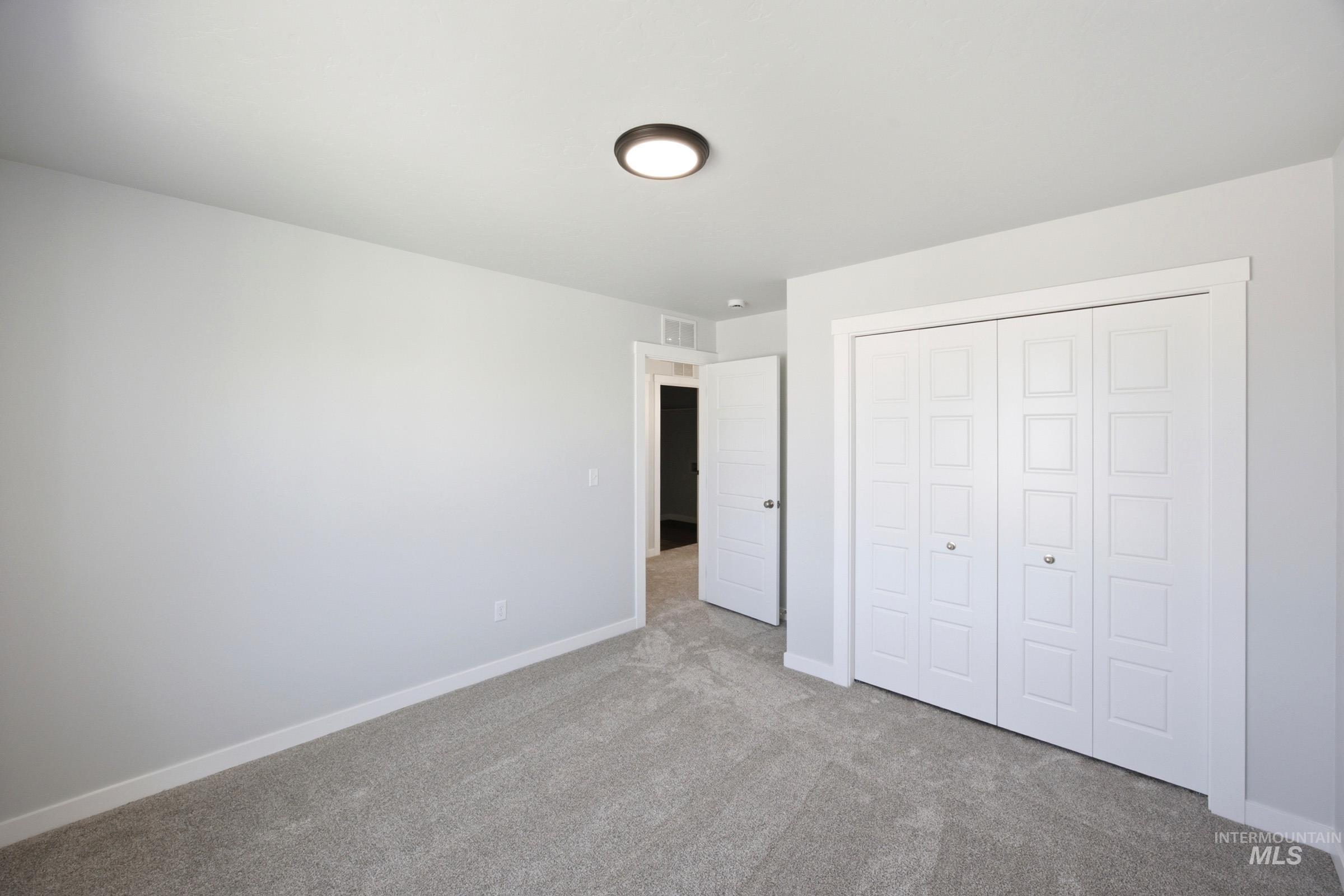 5283 E Phelps Lake Dr, Nampa, Idaho 83687, 5 Bedrooms, 3 Bathrooms, Residential For Sale, Price $569,990, 98989870