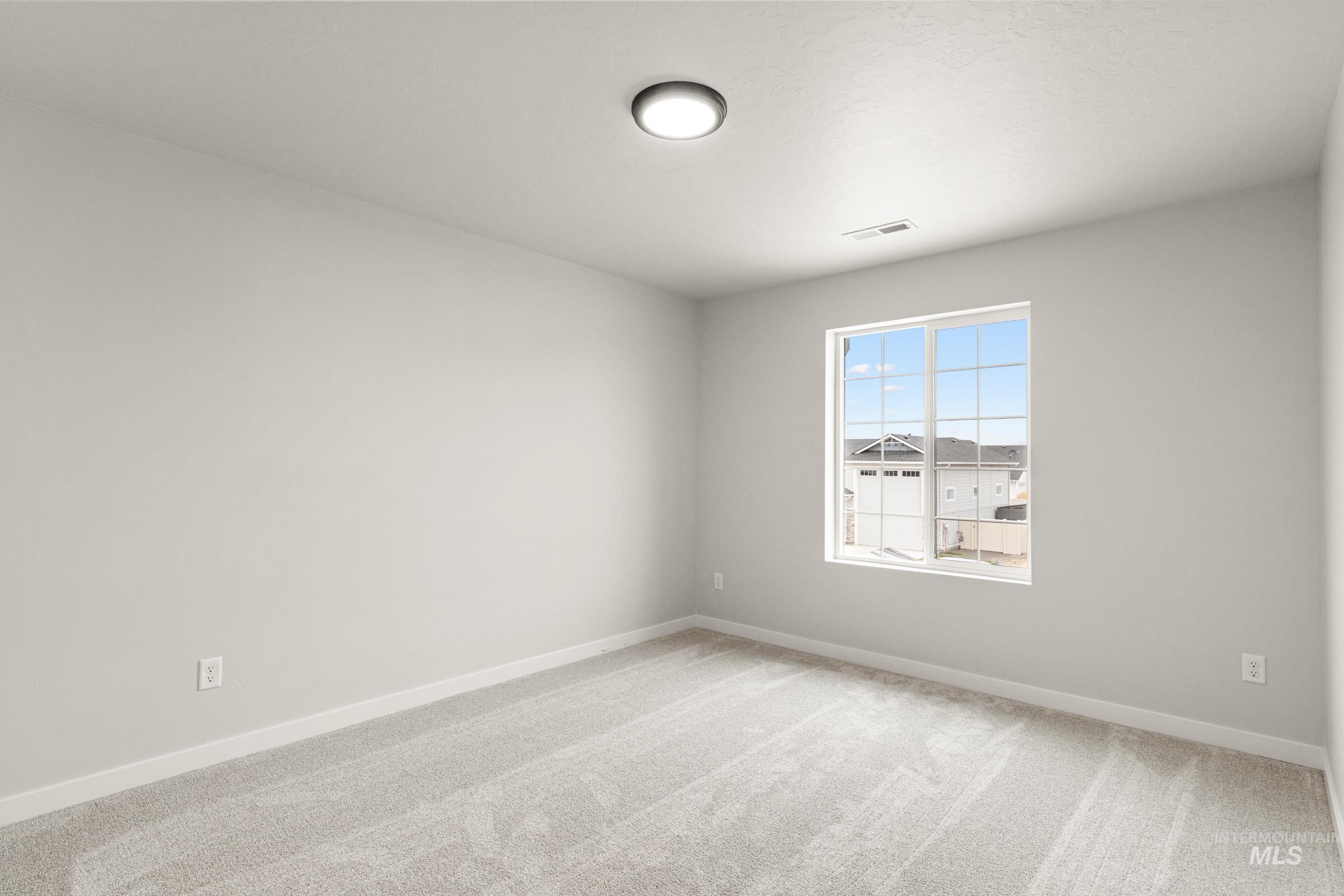 5283 E Phelps Lake Dr, Nampa, Idaho 83687, 5 Bedrooms, 3 Bathrooms, Residential For Sale, Price $569,990,MLS 98989870