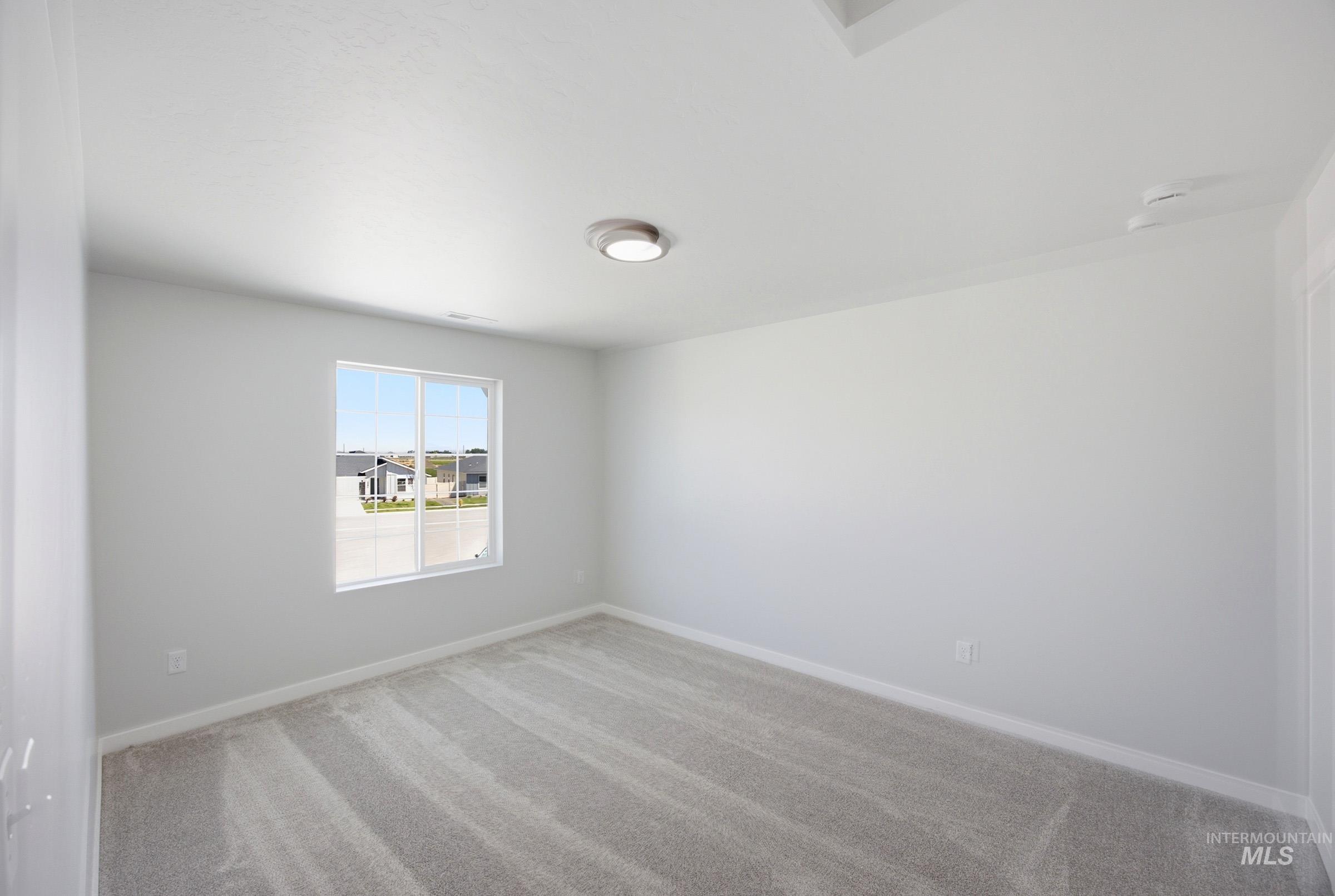 5283 E Phelps Lake Dr, Nampa, Idaho 83687, 5 Bedrooms, 3 Bathrooms, Residential For Sale, Price $569,990, 98989870