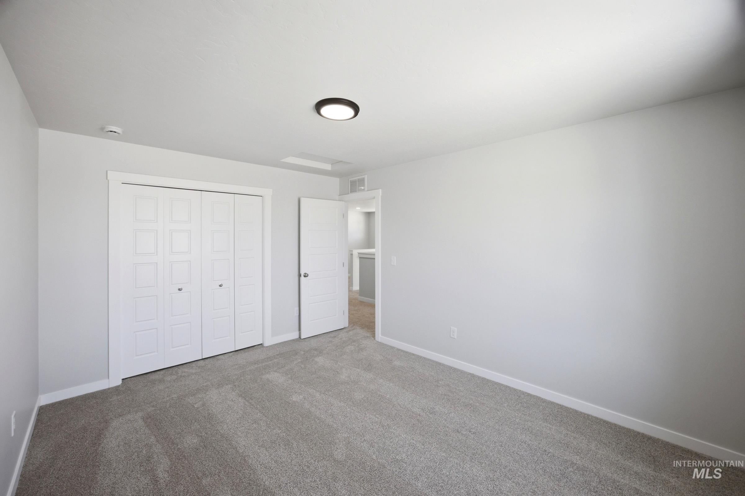 5283 E Phelps Lake Dr, Nampa, Idaho 83687, 5 Bedrooms, 3 Bathrooms, Residential For Sale, Price $569,990, 98989870