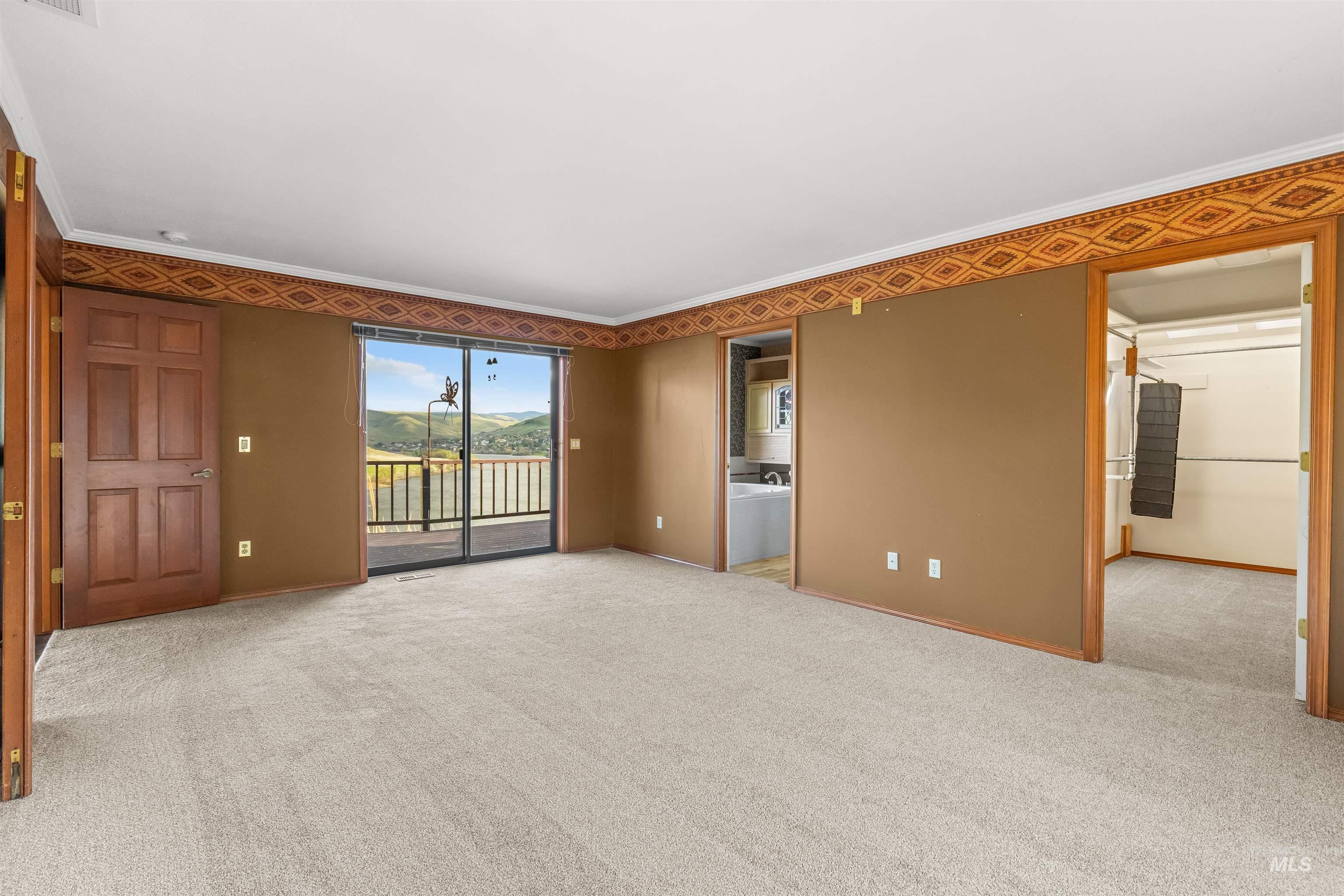 3433 Skyline Dr, Clarkston, Washington 99403, 4 Bedrooms, 3 Bathrooms, Residential For Sale, Price $965,000,MLS 98989871