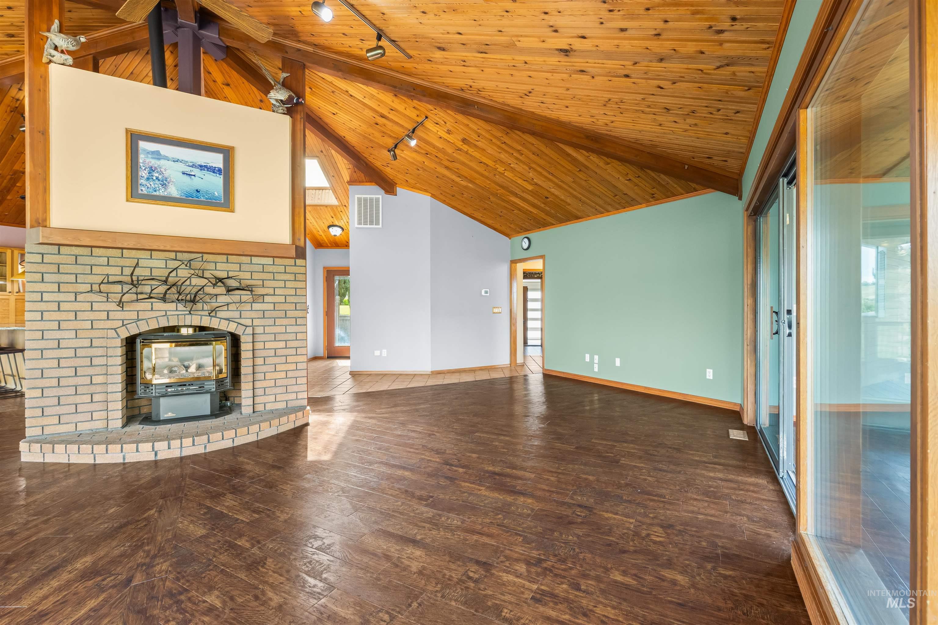 3433 Skyline Dr, Clarkston, Washington 99403, 4 Bedrooms, 3 Bathrooms, Residential For Sale, Price $965,000,MLS 98989871