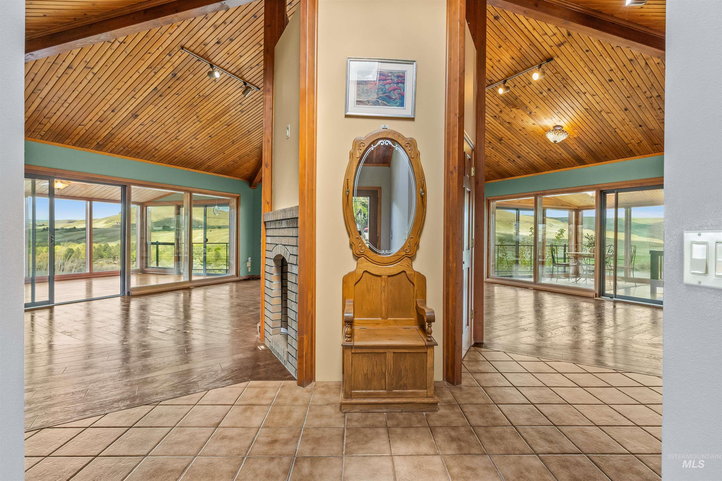 3433 Skyline Dr, Clarkston, Washington 99403, 4 Bedrooms, 3 Bathrooms, Residential For Sale, Price $965,000,MLS 98989871
