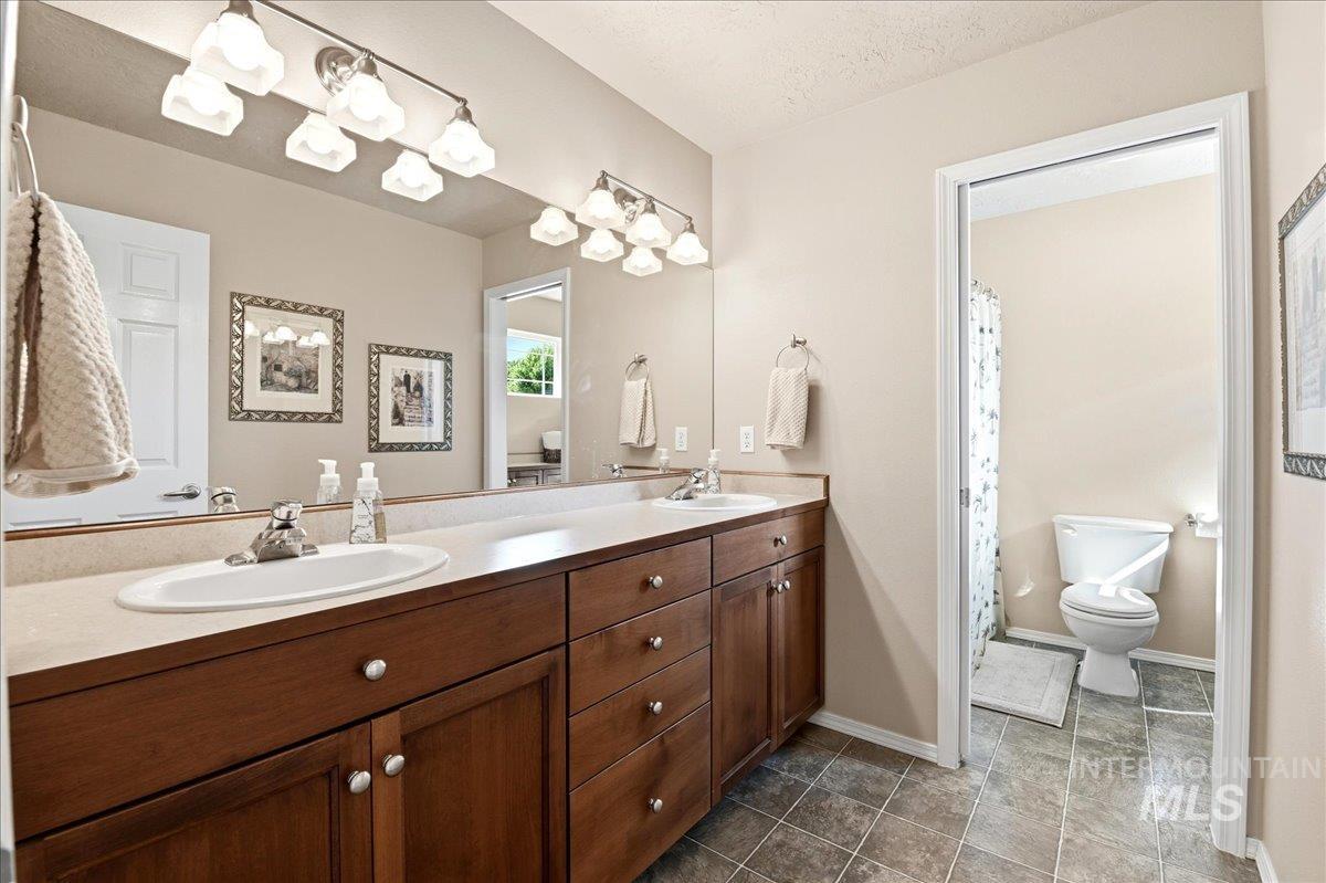 5143 N Blue Ash Ave, Boise, Idaho 83713, 5 Bedrooms, 3 Bathrooms, Residential For Sale, Price $849,900,MLS 98989873
