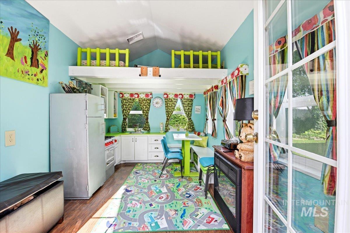 5143 N Blue Ash Ave, Boise, Idaho 83713, 5 Bedrooms, 3 Bathrooms, Residential For Sale, Price $849,900,MLS 98989873