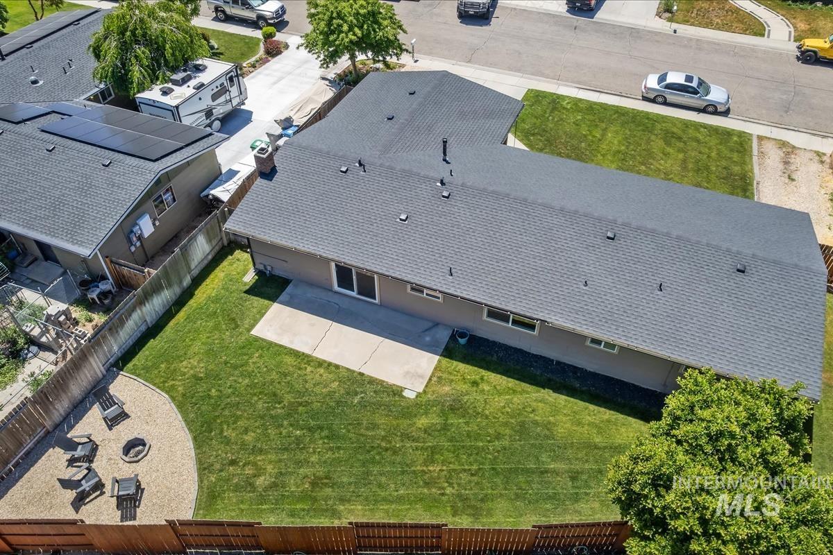 9568 W Atmore Dr., Boise, Idaho 83704, 3 Bedrooms, 2 Bathrooms, Residential For Sale, Price $449,000,MLS 98989875