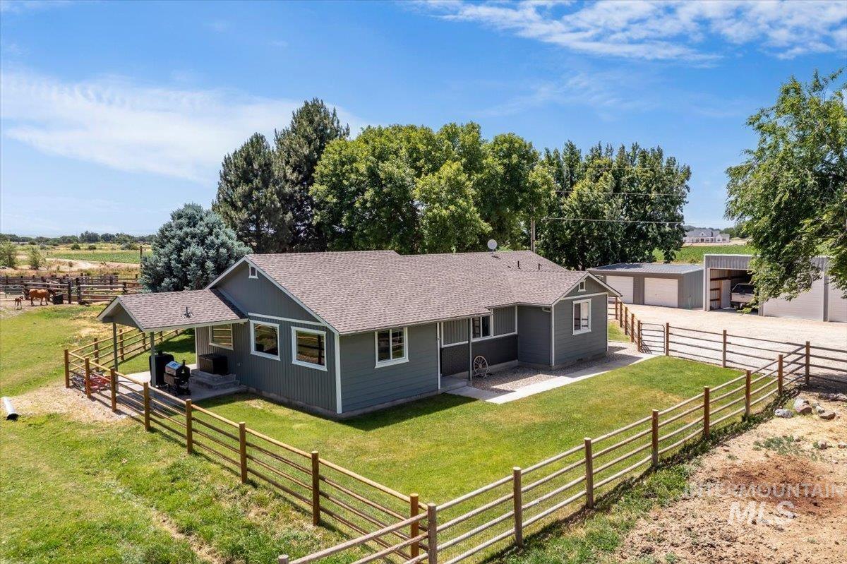 7345 Silver Bullet Ln, Star, Idaho 83669, 3 Bedrooms, 2 Bathrooms, Residential For Sale, Price $1,050,000,MLS 98989876