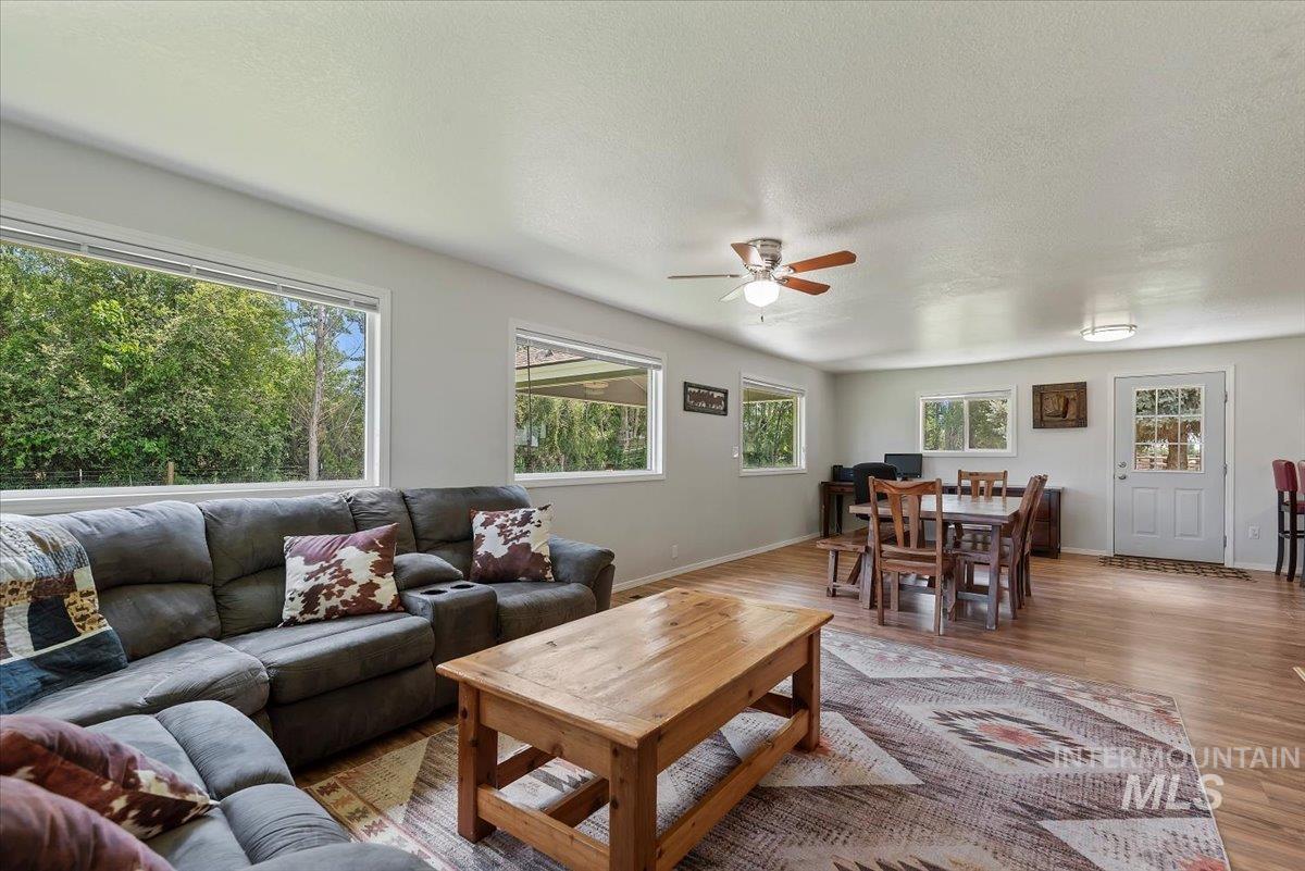7345 Silver Bullet Ln, Star, Idaho 83669, 3 Bedrooms, 2 Bathrooms, Residential For Sale, Price $1,150,000,MLS 98989876