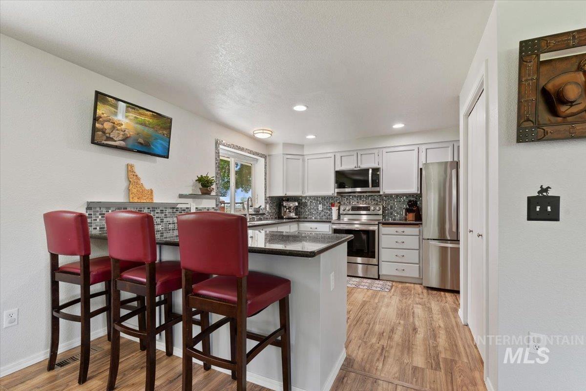 7345 Silver Bullet Ln, Star, Idaho 83669, 3 Bedrooms, 2 Bathrooms, Residential For Sale, Price $1,150,000,MLS 98989876