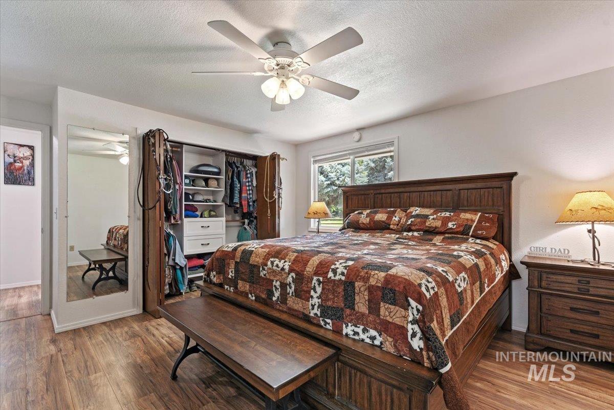 7345 Silver Bullet Ln, Star, Idaho 83669, 3 Bedrooms, 2 Bathrooms, Residential For Sale, Price $1,150,000,MLS 98989876