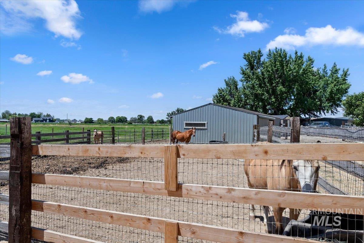 7345 Silver Bullet Ln, Star, Idaho 83669, 3 Bedrooms, 2 Bathrooms, Residential For Sale, Price $1,050,000,MLS 98989876