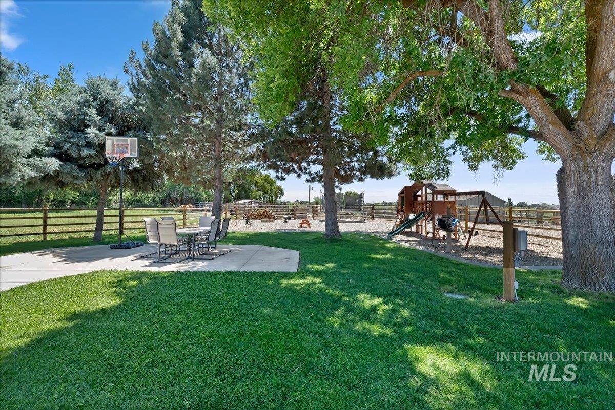 7345 Silver Bullet Ln, Star, Idaho 83669, 3 Bedrooms, 2 Bathrooms, Residential For Sale, Price $1,050,000,MLS 98989876