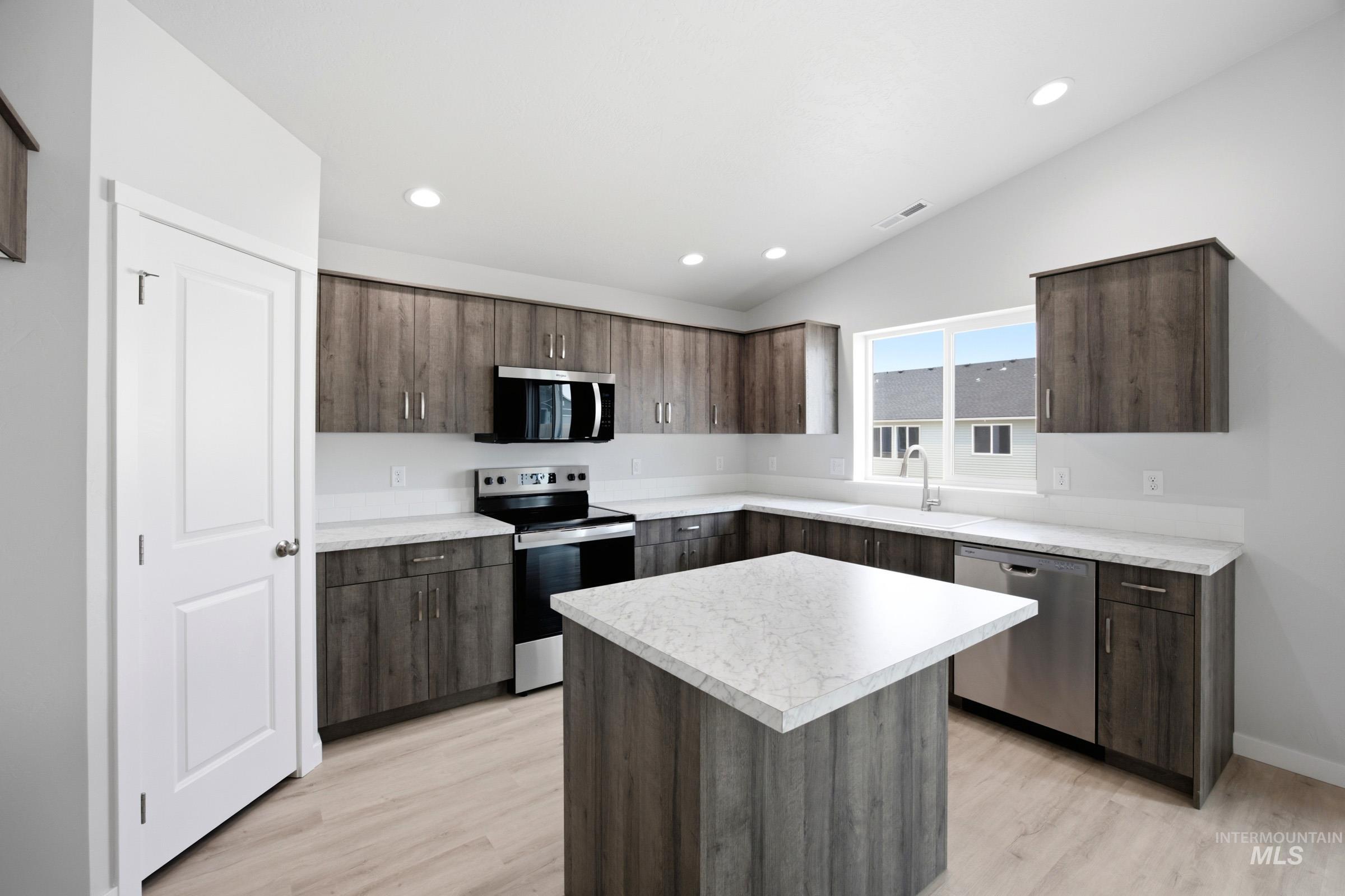 4403 Dayton St, Caldwell, Idaho 83605, 4 Bedrooms, 2 Bathrooms, Residential For Sale, Price $434,990,MLS 98989877