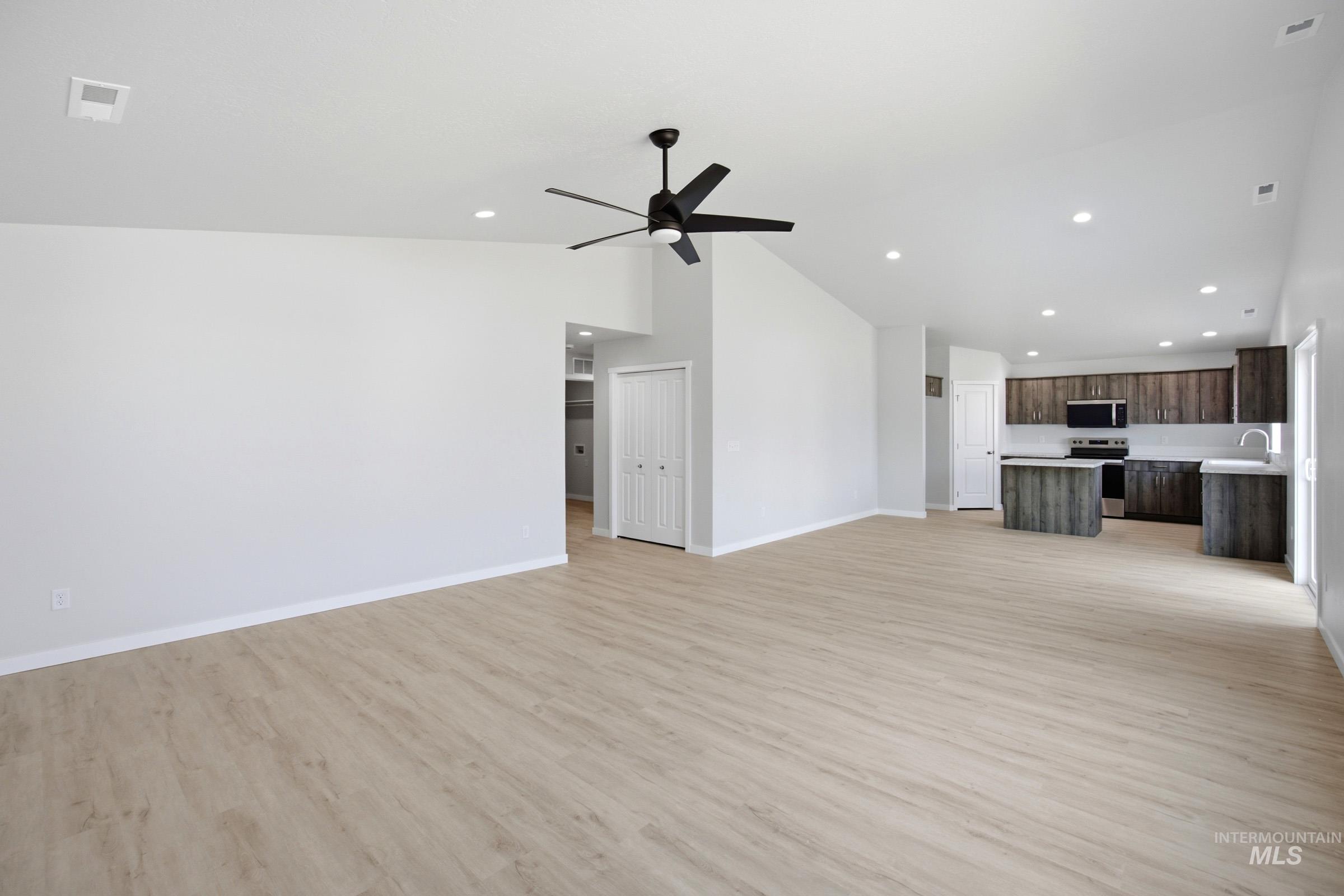 4403 Dayton St, Caldwell, Idaho 83605, 4 Bedrooms, 2 Bathrooms, Residential For Sale, Price $434,990,MLS 98989877