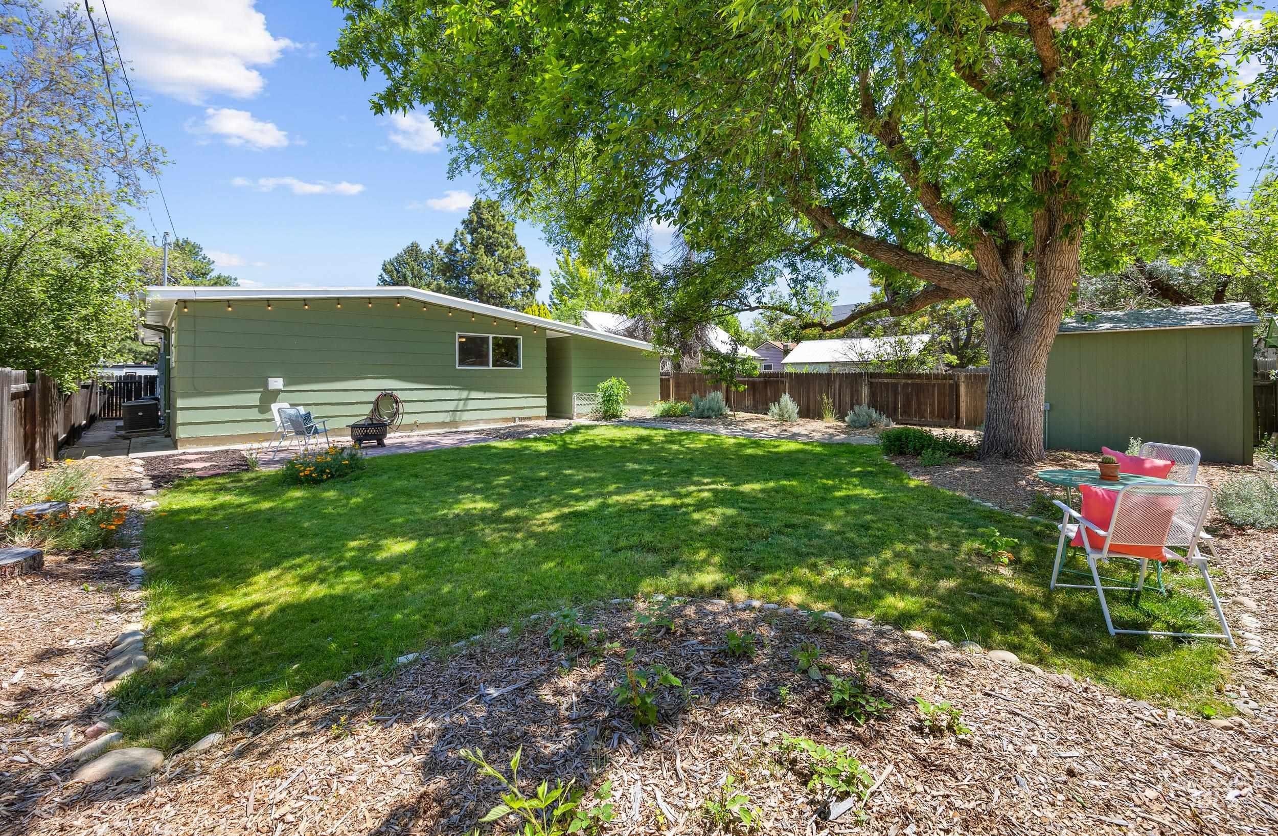 109 S Owyhee St, Boise, Idaho 83705, 3 Bedrooms, 1 Bathroom, Residential For Sale, Price $425,000,MLS 98989878