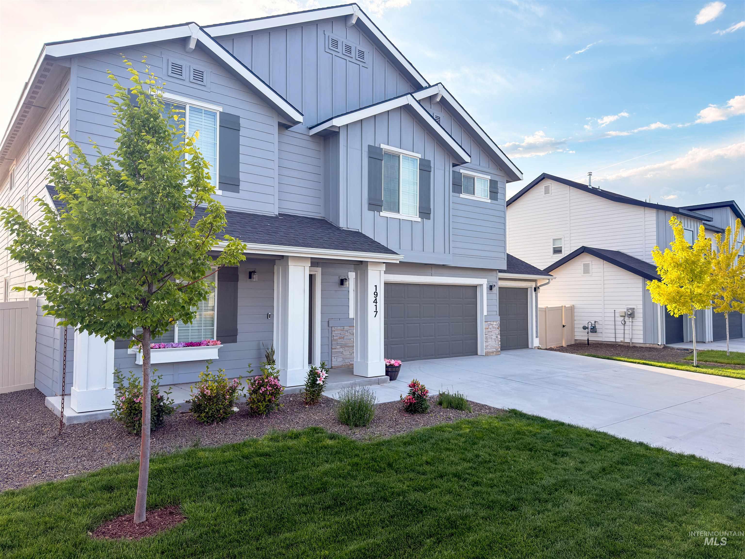 19417 Susquehanna Way, Caldwell, Idaho 83605, 4 Bedrooms, 2.5 Bathrooms, Residential For Sale, Price $539,000,MLS 98989881