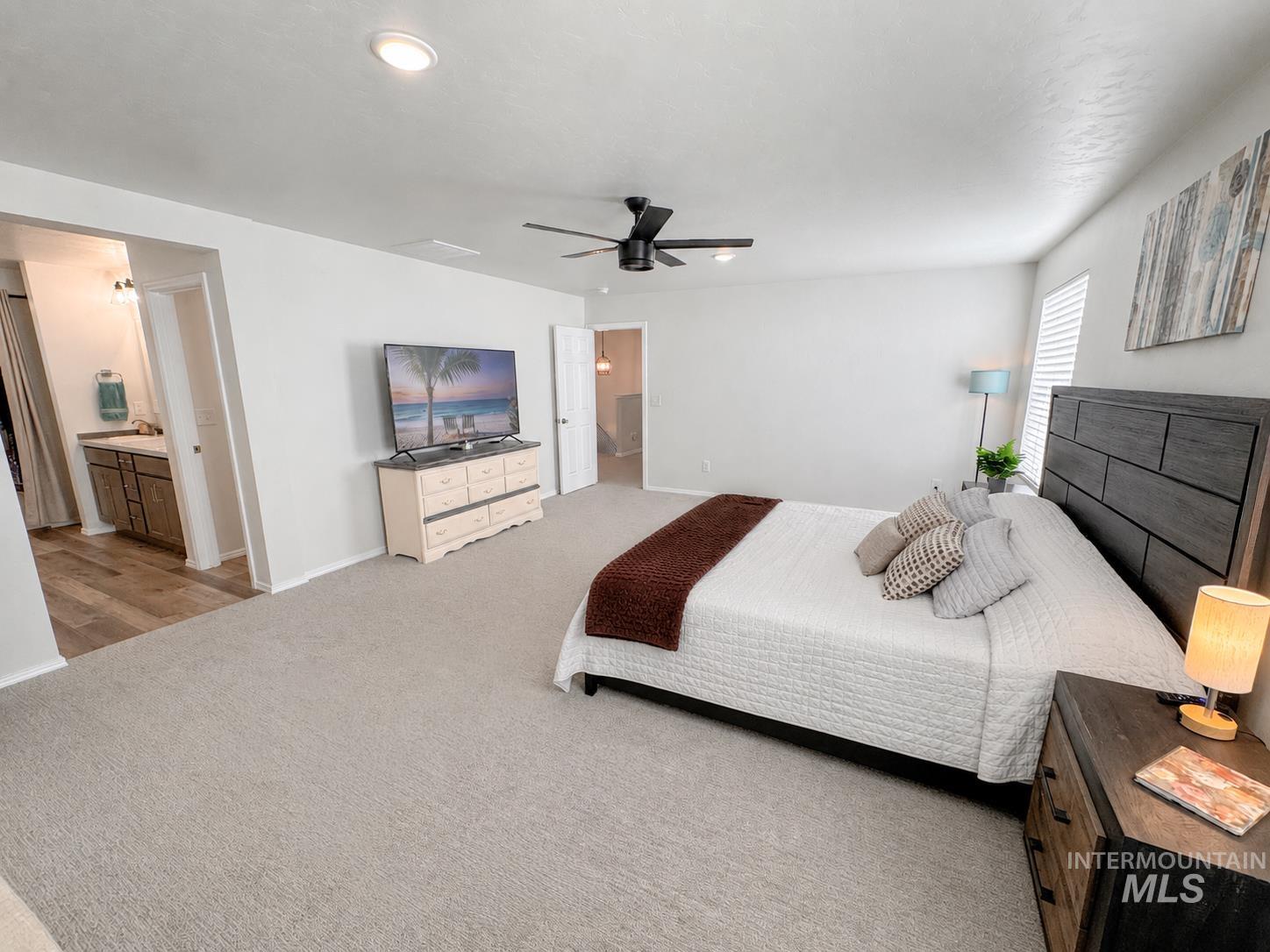 19417 Susquehanna Way, Caldwell, Idaho 83605, 4 Bedrooms, 2.5 Bathrooms, Residential For Sale, Price $539,000,MLS 98989881
