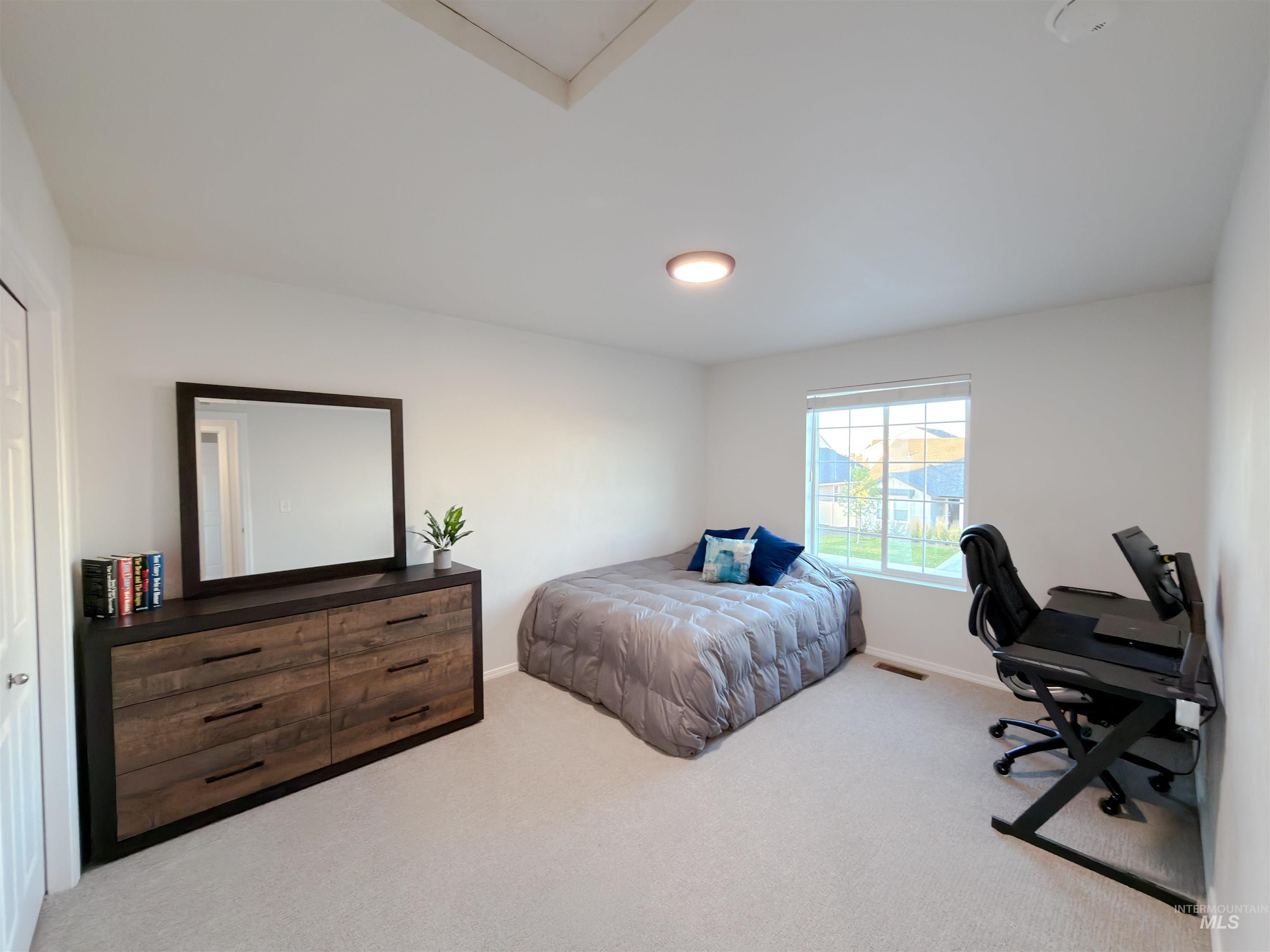 19417 Susquehanna Way, Caldwell, Idaho 83605, 4 Bedrooms, 2.5 Bathrooms, Residential For Sale, Price $539,000,MLS 98989881