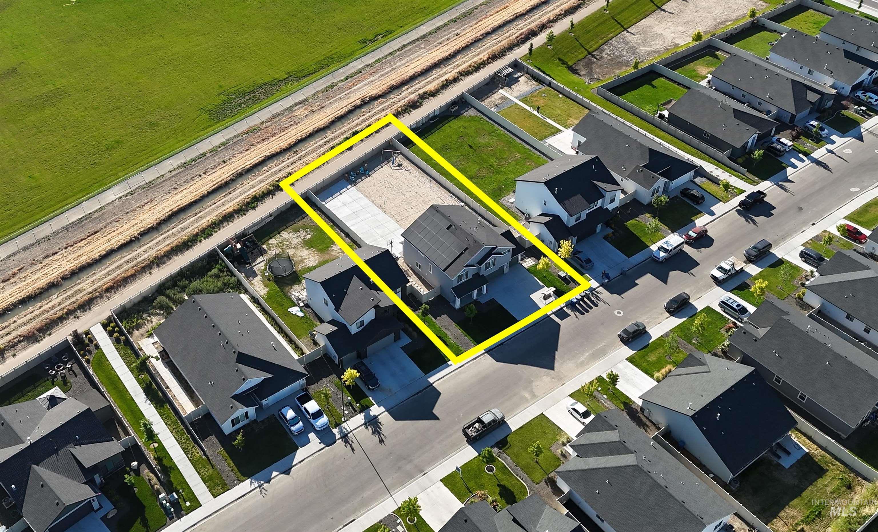 19417 Susquehanna Way, Caldwell, Idaho 83605, 4 Bedrooms, 2.5 Bathrooms, Residential For Sale, Price $539,000,MLS 98989881