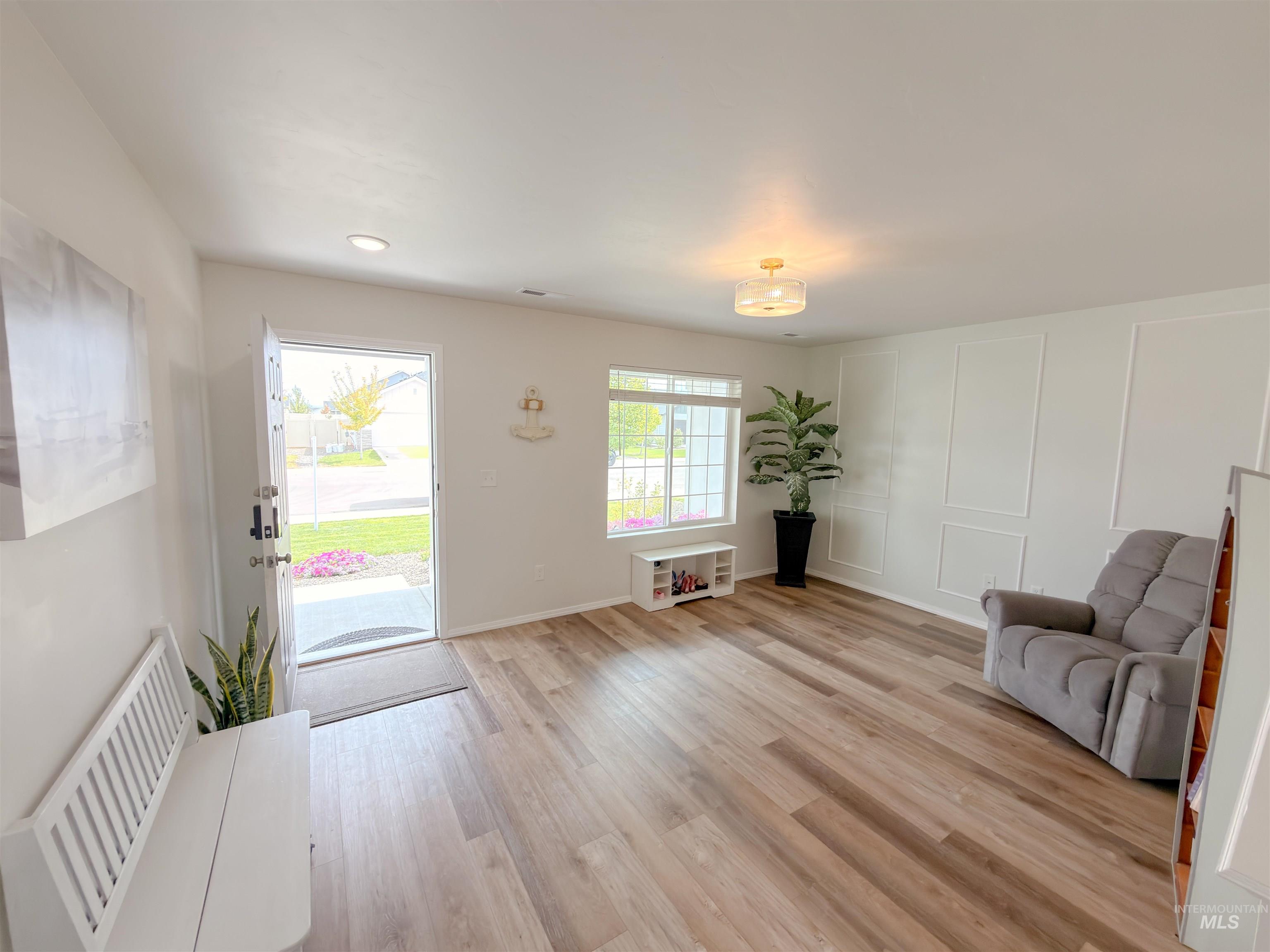 19417 Susquehanna Way, Caldwell, Idaho 83605, 4 Bedrooms, 2.5 Bathrooms, Residential For Sale, Price $539,000,MLS 98989881