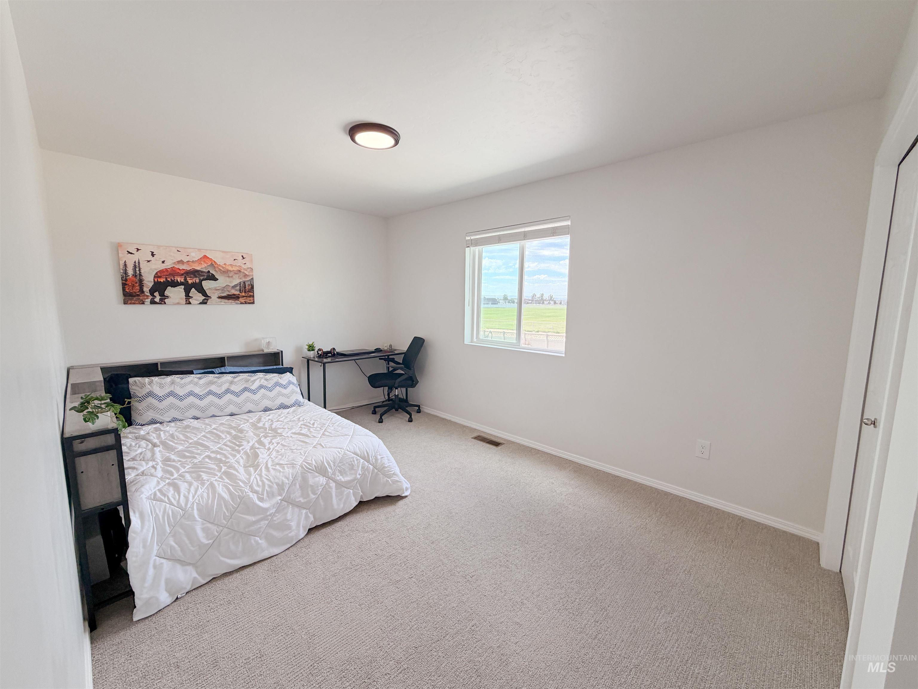 19417 Susquehanna Way, Caldwell, Idaho 83605, 4 Bedrooms, 2.5 Bathrooms, Residential For Sale, Price $539,000,MLS 98989881