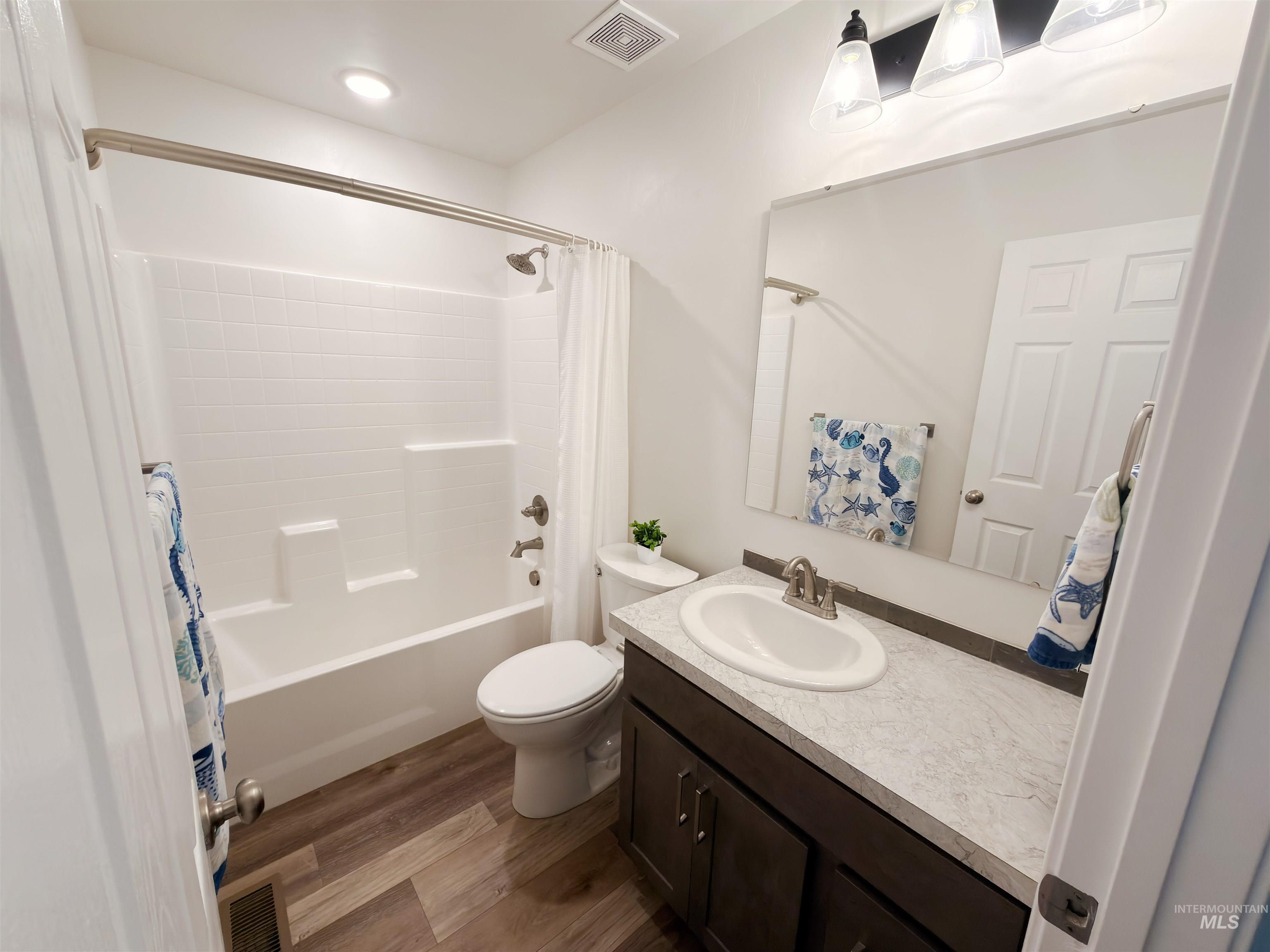 19417 Susquehanna Way, Caldwell, Idaho 83605, 4 Bedrooms, 2.5 Bathrooms, Residential For Sale, Price $539,000,MLS 98989881