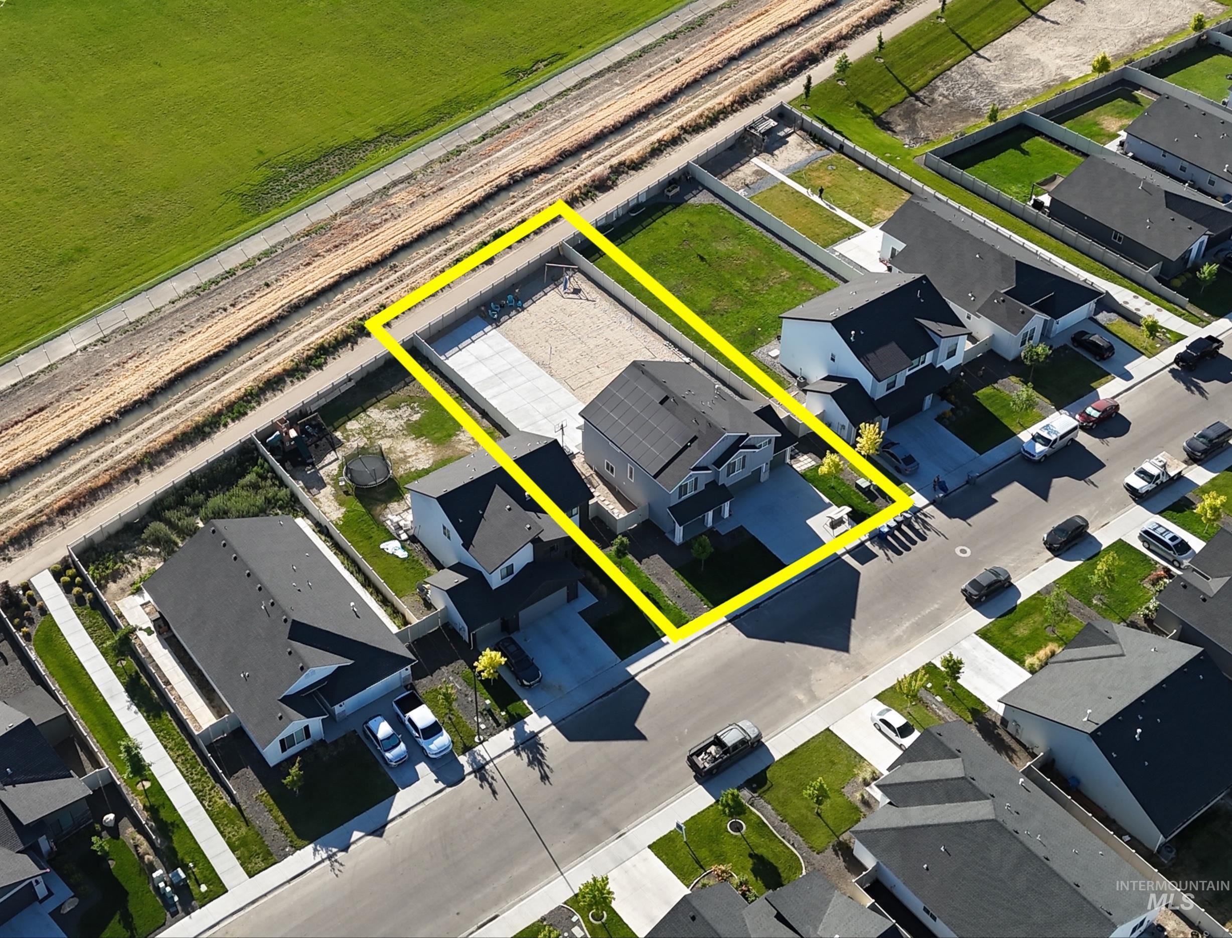 19417 Susquehanna Way, Caldwell, Idaho 83605, 4 Bedrooms, 2.5 Bathrooms, Residential For Sale, Price $539,000,MLS 98989881
