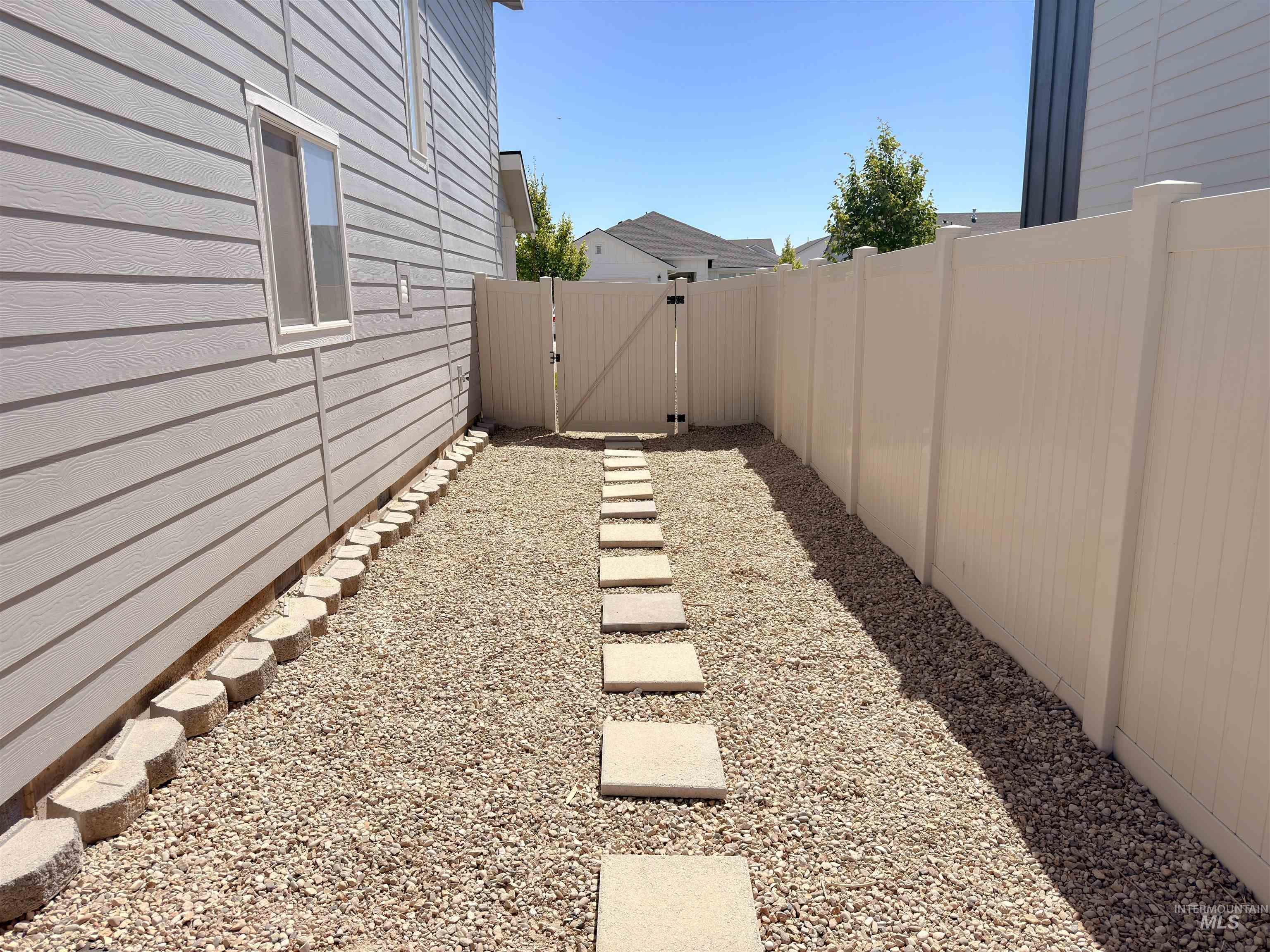 19417 Susquehanna Way, Caldwell, Idaho 83605, 4 Bedrooms, 2.5 Bathrooms, Residential For Sale, Price $539,000,MLS 98989881