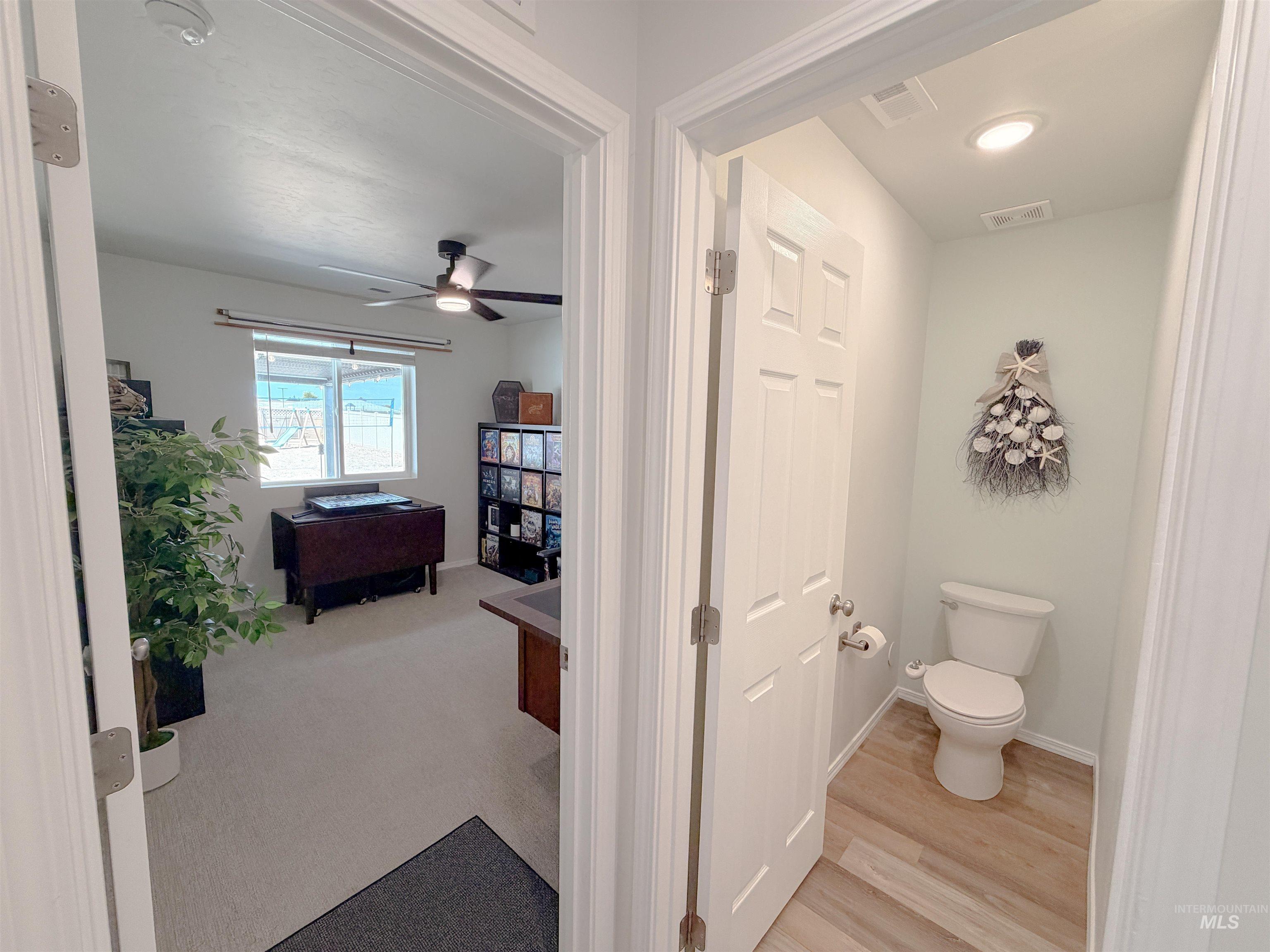 19417 Susquehanna Way, Caldwell, Idaho 83605, 4 Bedrooms, 2.5 Bathrooms, Residential For Sale, Price $539,000,MLS 98989881