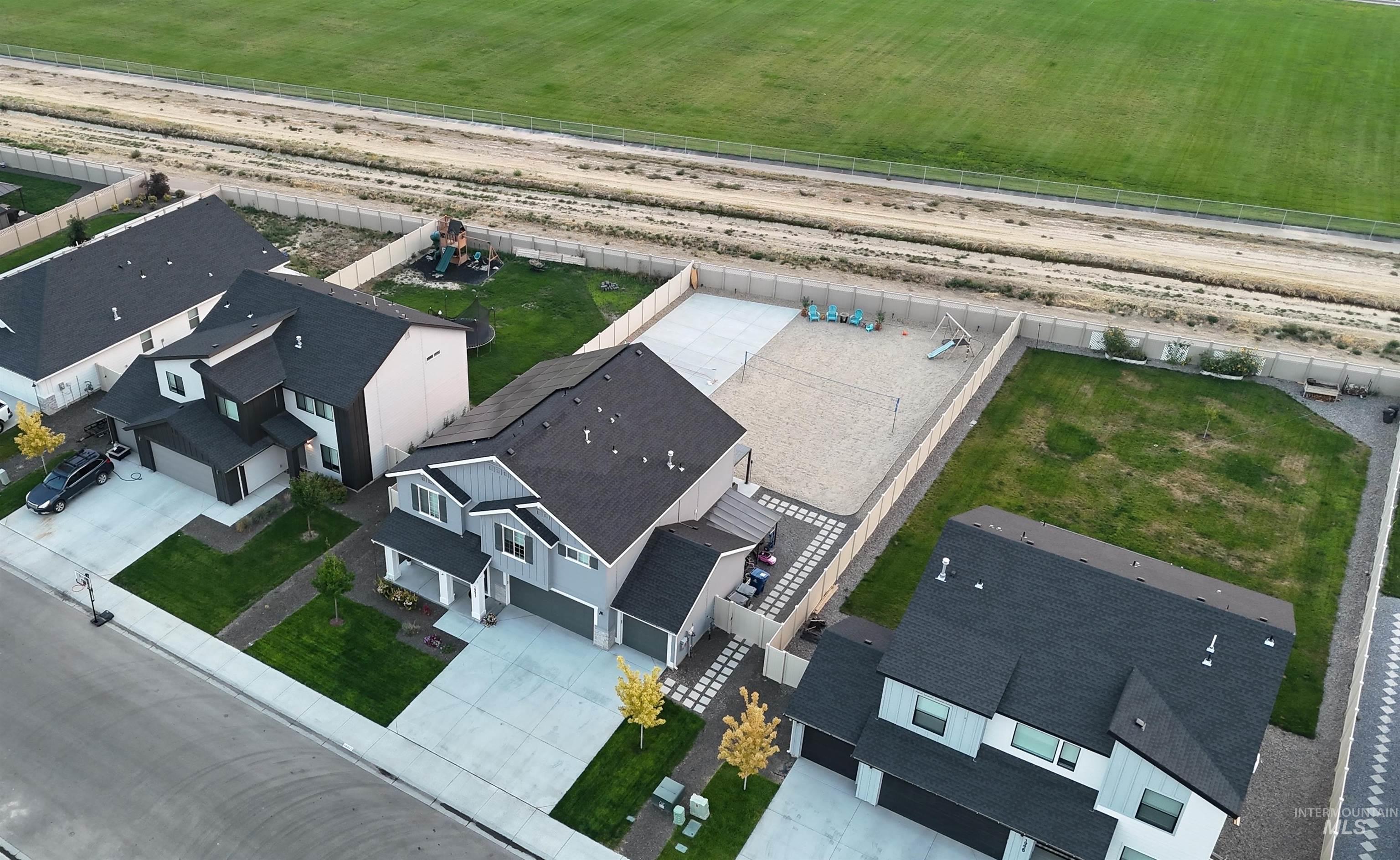 19417 Susquehanna Way, Caldwell, Idaho 83605, 4 Bedrooms, 2.5 Bathrooms, Residential For Sale, Price $539,000,MLS 98989881