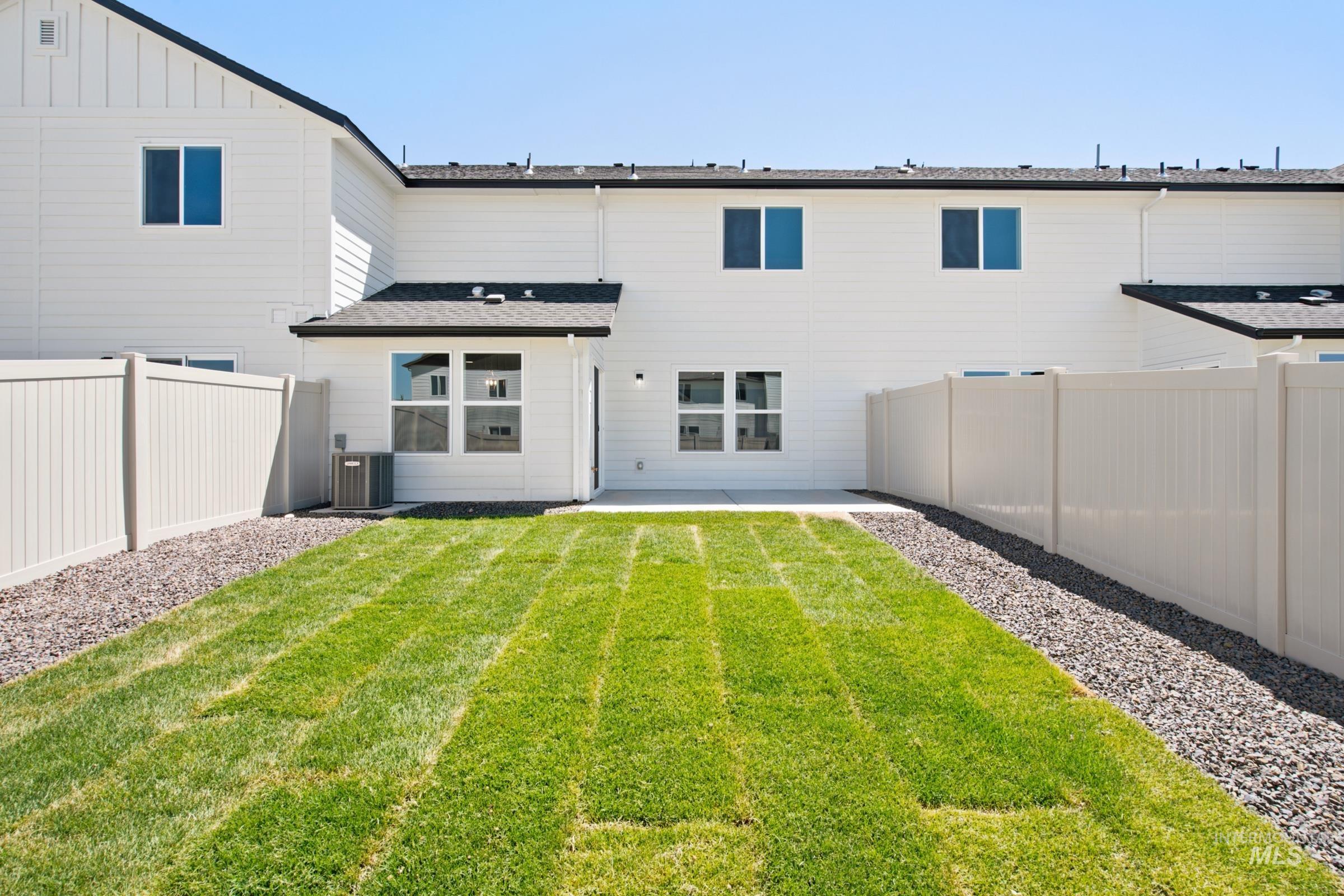 10868 Rutland St, Caldwell, Idaho 83605, 3 Bedrooms, 2.5 Bathrooms, Residential For Sale, Price $364,990,MLS 98989882