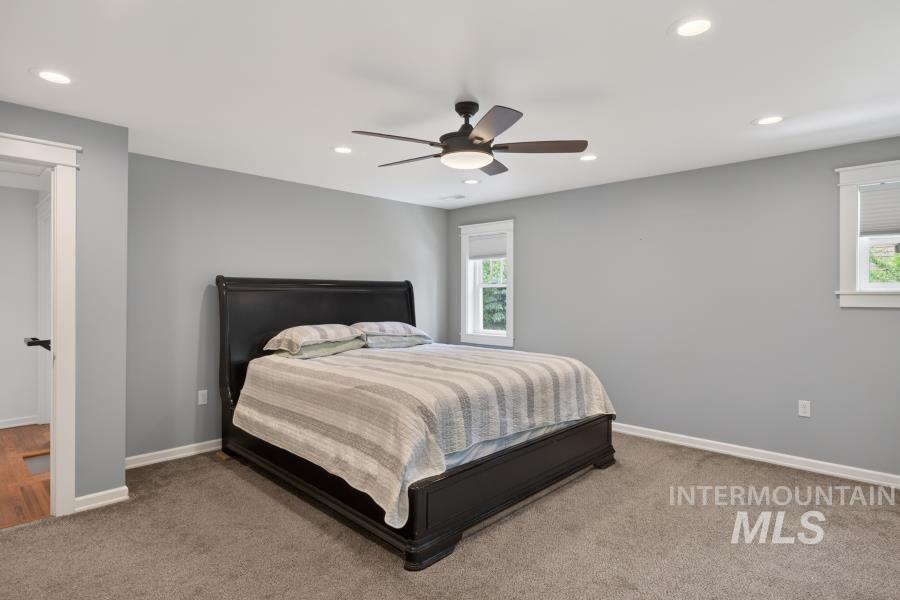 715 E 8th St, Moscow, Idaho 83843, 6 Bedrooms, 4 Bathrooms, Residential For Sale, Price $630,000,MLS 98989884