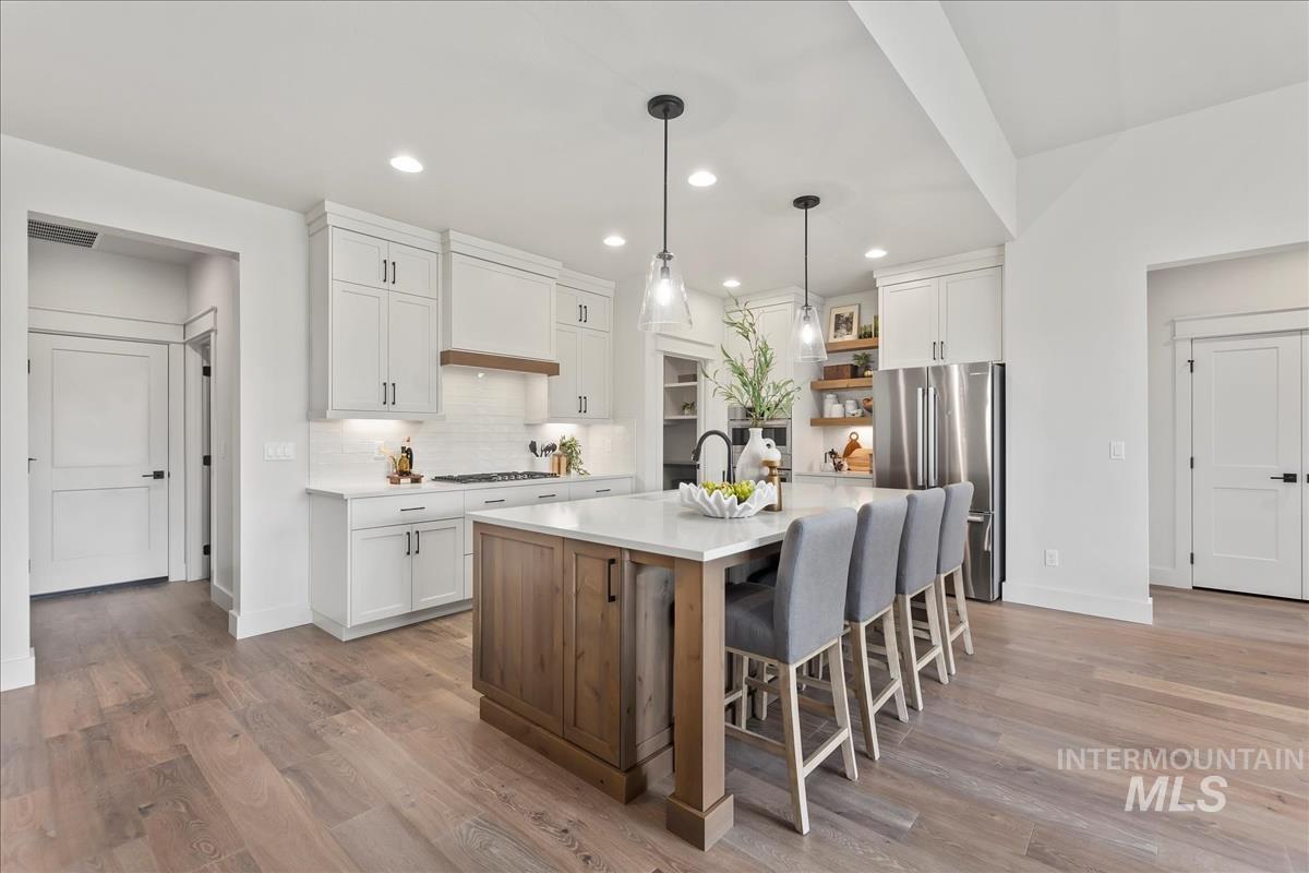 6480 W Sollas Ct, Eagle, Idaho 83616, 4 Bedrooms, 3 Bathrooms, Residential For Sale, Price $759,900,MLS 98989885